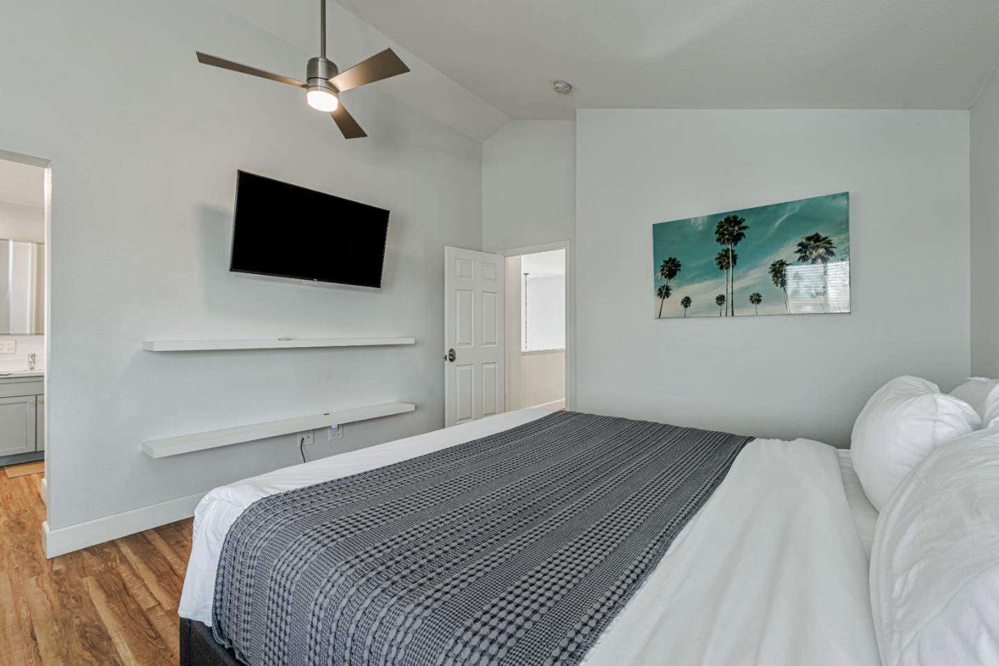 Detail Gallery Image 30 of 49 For 2072 Windward Pt, Discovery Bay,  CA 94505 - 4 Beds | 2/1 Baths
