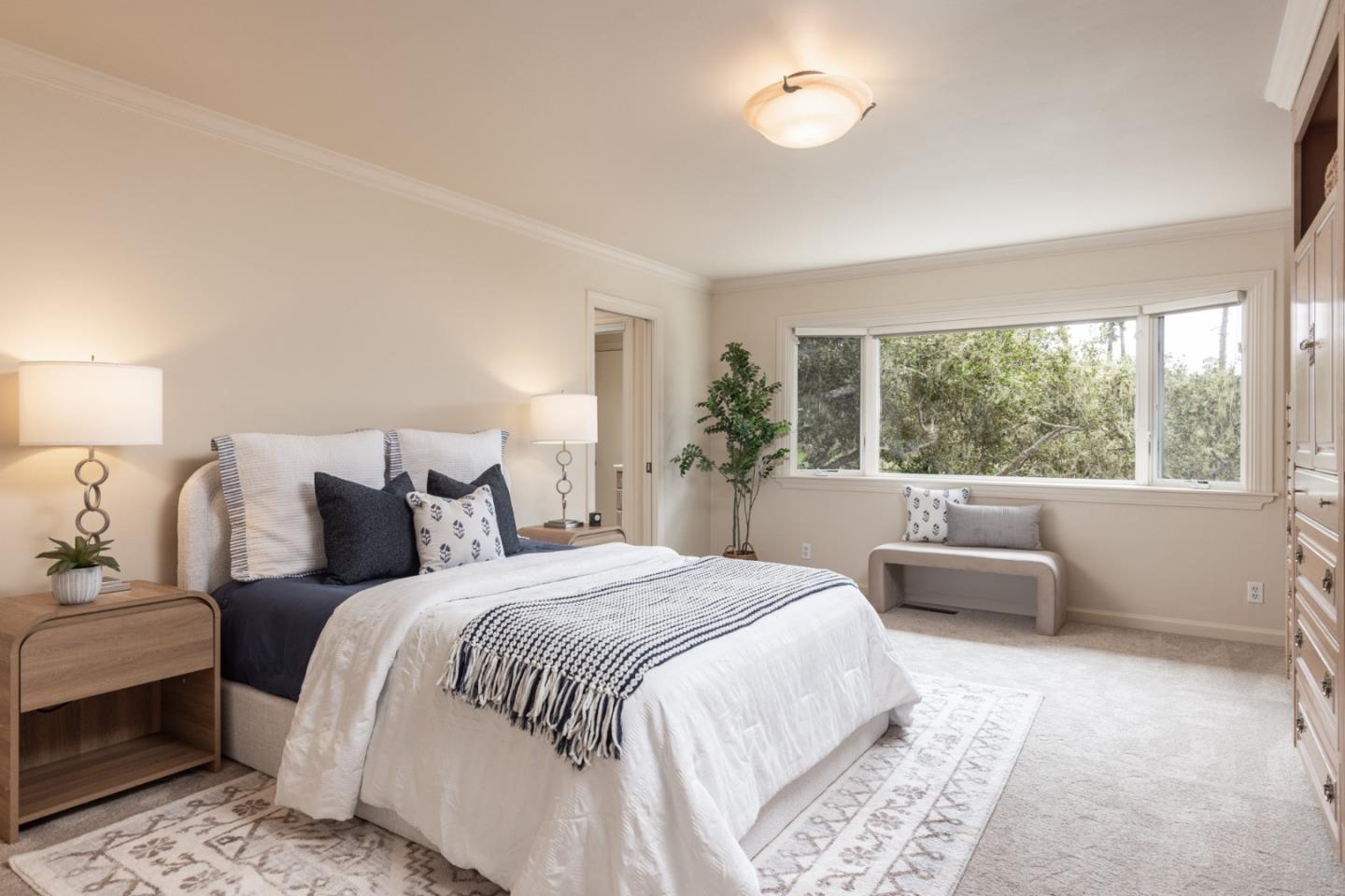 Detail Gallery Image 14 of 32 For 1158 Chaparral Rd, Pebble Beach,  CA 93953 - 5 Beds | 4 Baths
