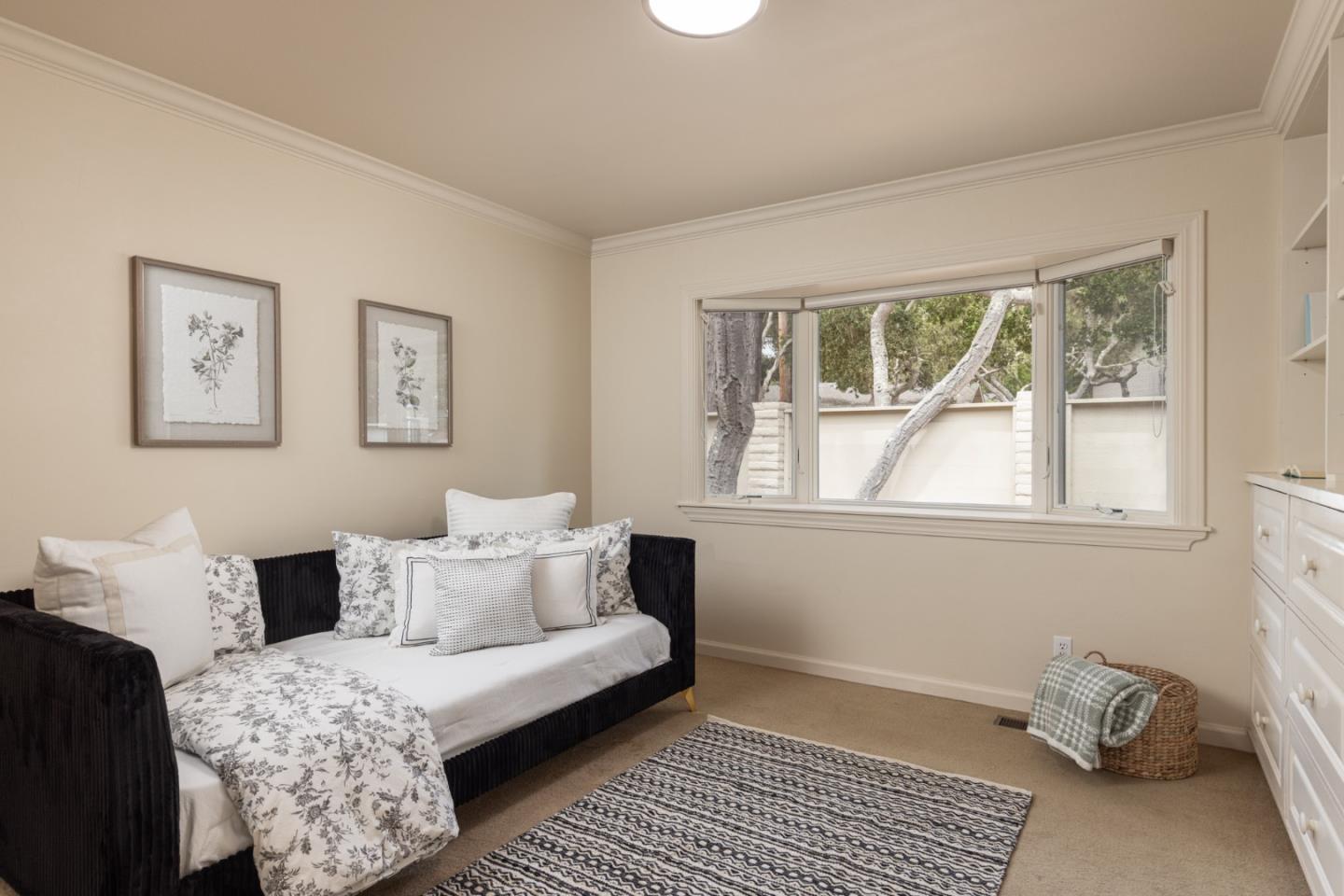 Detail Gallery Image 17 of 32 For 1158 Chaparral Rd, Pebble Beach,  CA 93953 - 5 Beds | 4 Baths