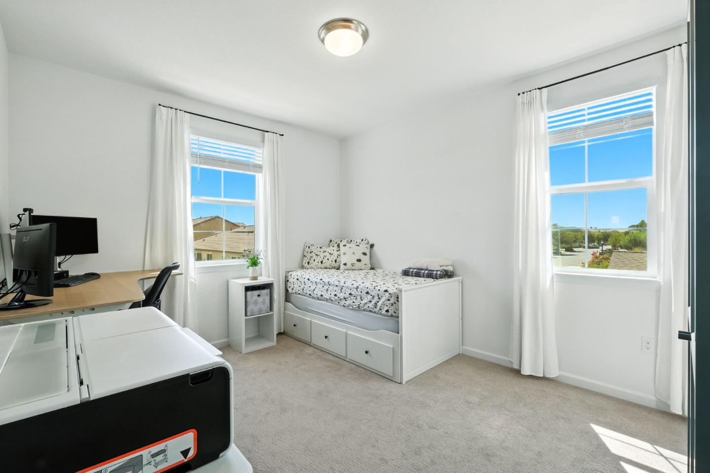 Detail Gallery Image 19 of 33 For 1371 Hadley Dr, Woodland,  CA 95776 - 4 Beds | 3 Baths