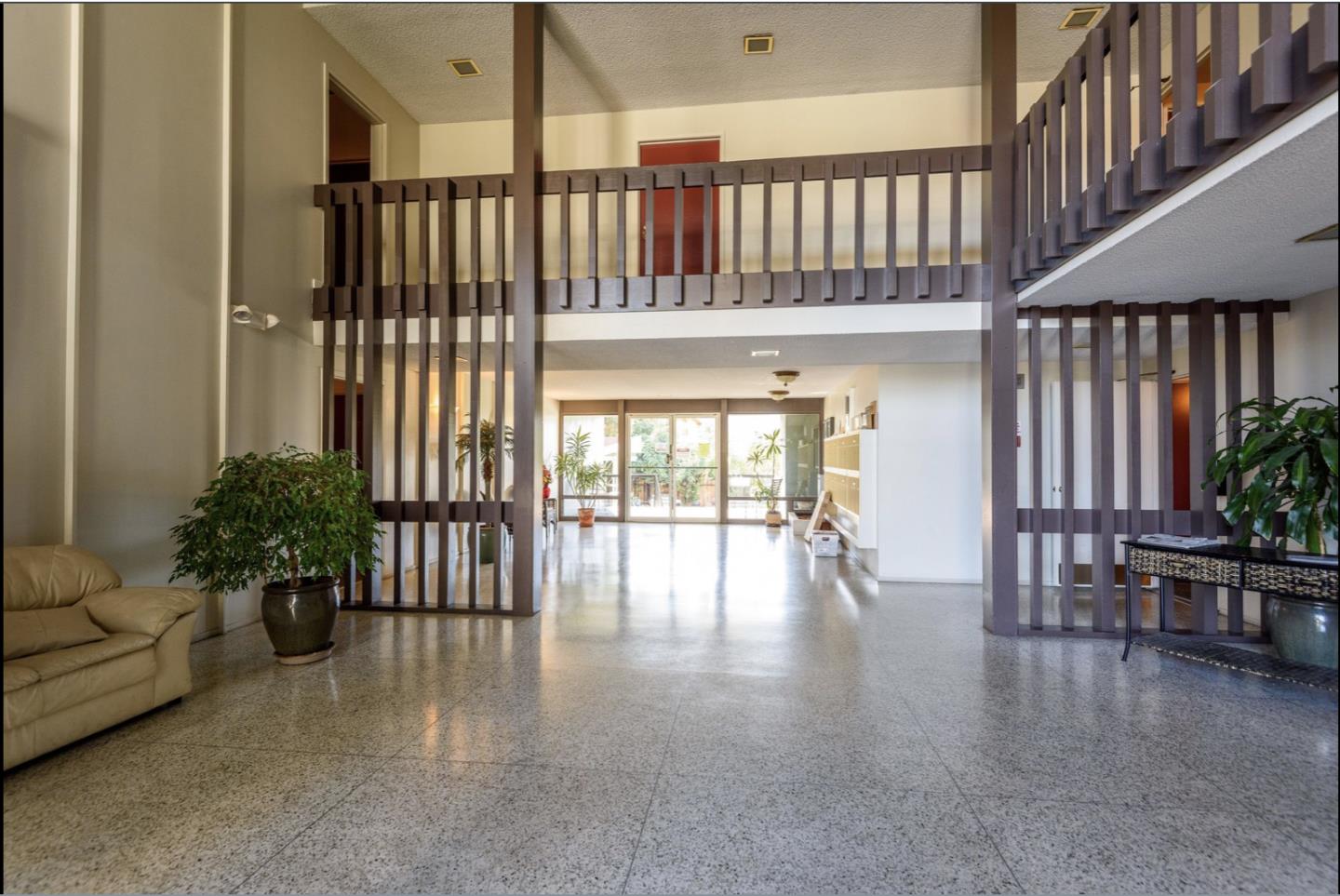 Detail Gallery Image 12 of 17 For 1458 Hudson St #208,  Redwood City,  CA 94061 - 1 Beds | 1 Baths