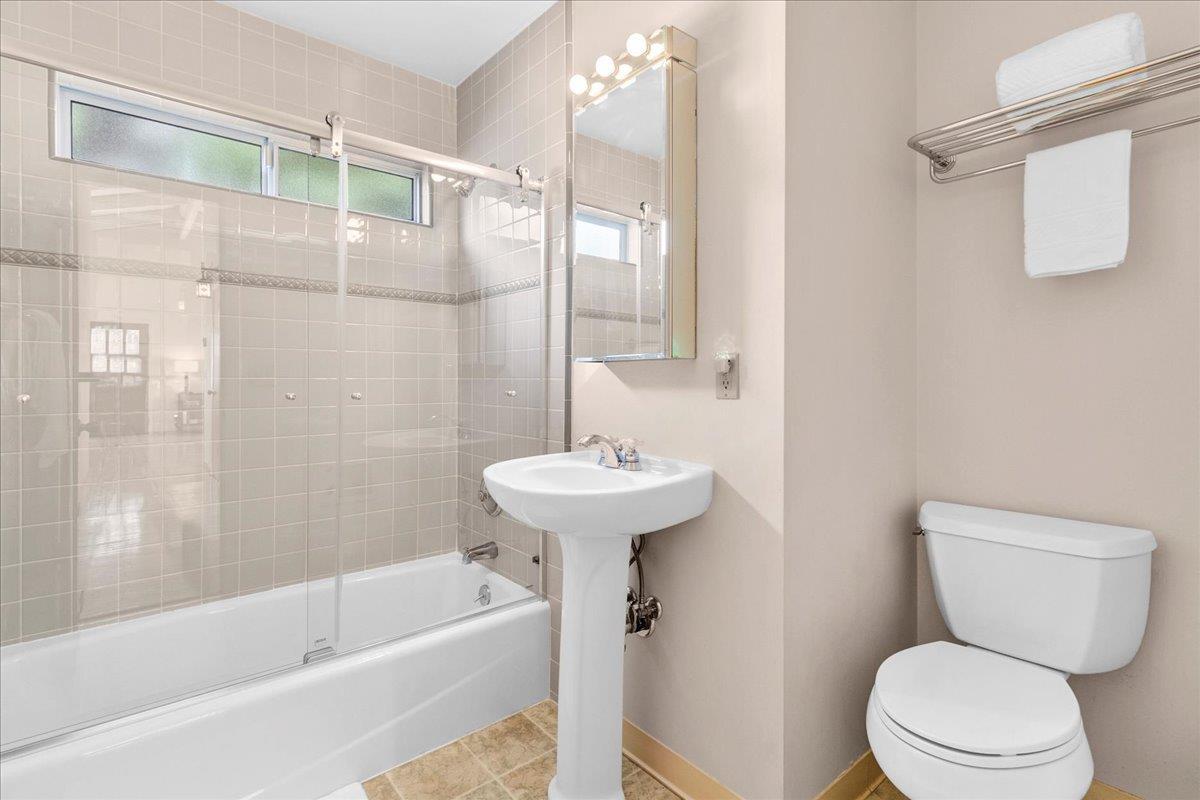 Detail Gallery Image 16 of 18 For 24703 Camino Del Monte, Carmel,  CA 93923 - 3 Beds | 2 Baths