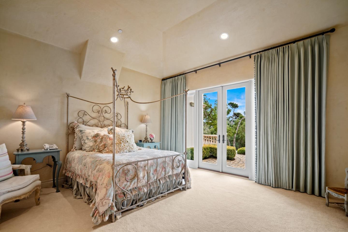 Detail Gallery Image 61 of 74 For 1519 Riata Rd, Pebble Beach,  CA 93953 - 5 Beds | 5/3 Baths