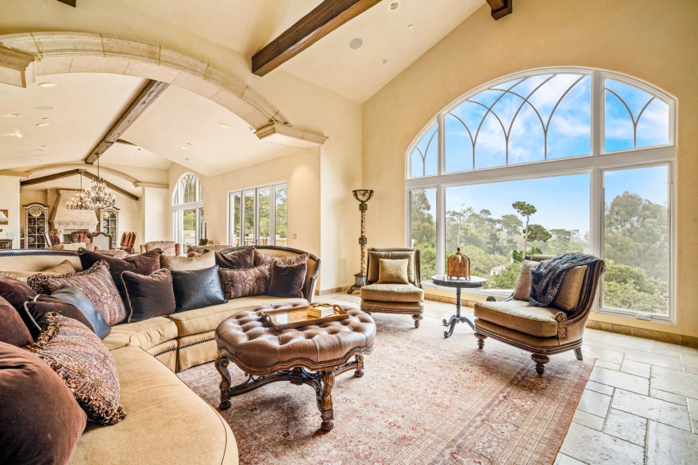 Detail Gallery Image 8 of 74 For 1519 Riata Rd, Pebble Beach,  CA 93953 - 5 Beds | 5/3 Baths