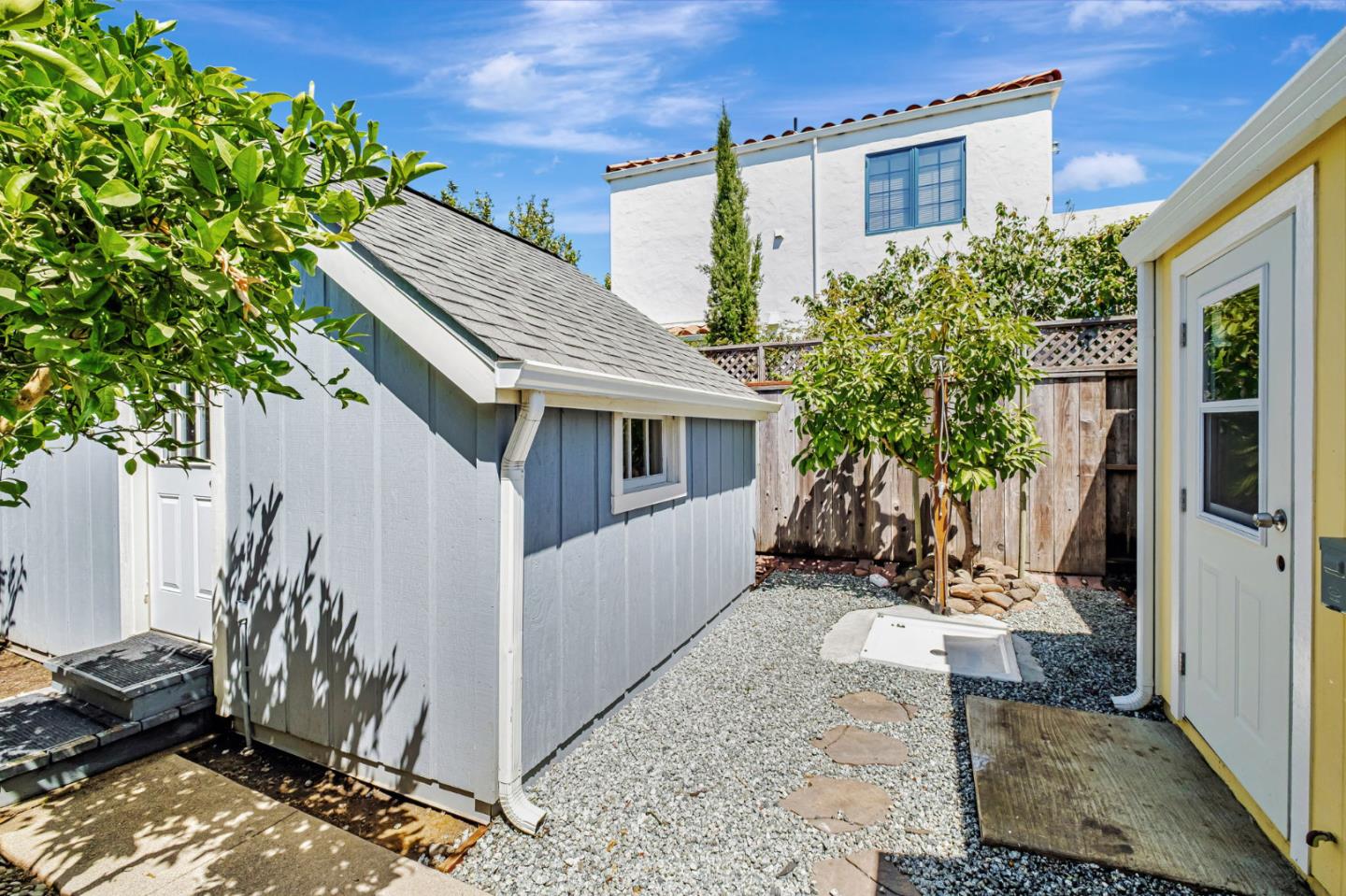 Detail Gallery Image 34 of 34 For 216 2nd Ave, Santa Cruz,  CA 95062 - 1 Beds | 1 Baths