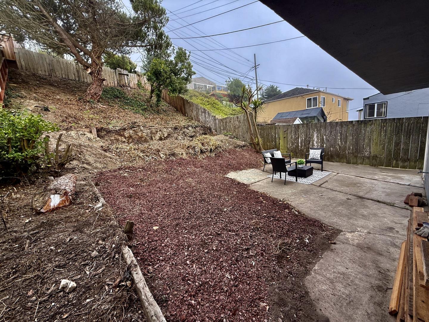 Detail Gallery Image 16 of 17 For 95 Clearview Dr, Daly City,  CA 94015 - 3 Beds | 1 Baths