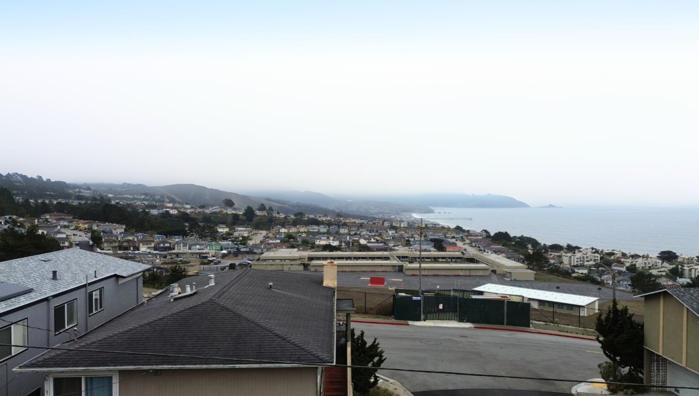 Detail Gallery Image 2 of 17 For 95 Clearview Dr, Daly City,  CA 94015 - 3 Beds | 1 Baths