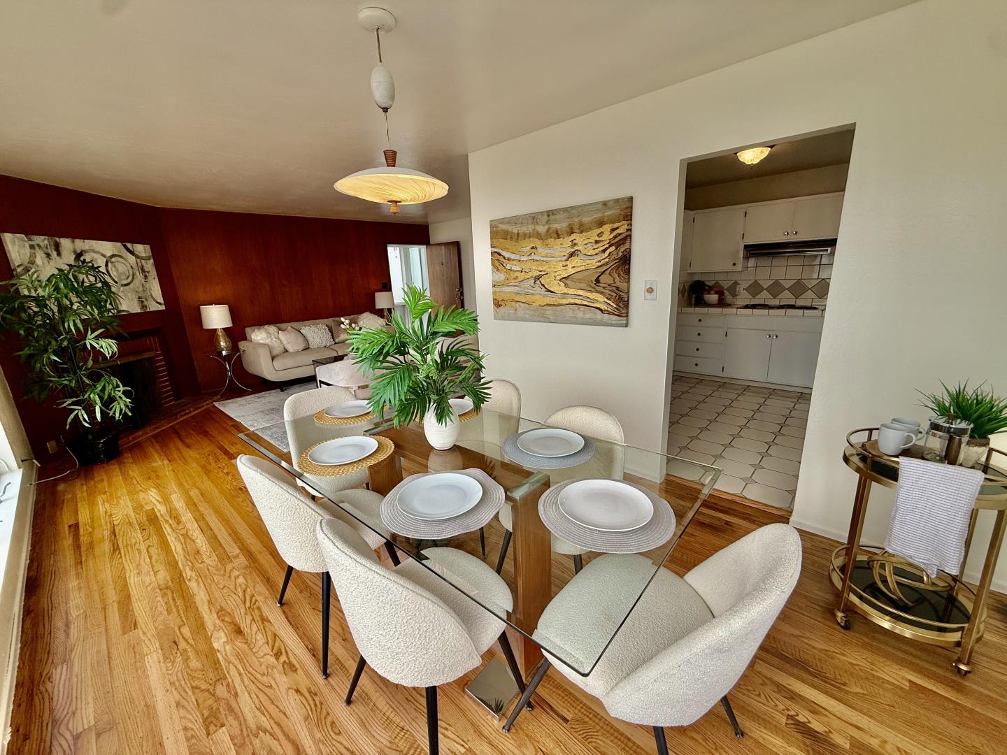 Detail Gallery Image 4 of 17 For 95 Clearview Dr, Daly City,  CA 94015 - 3 Beds | 1 Baths