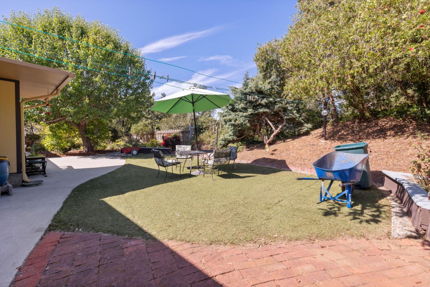 Detail Gallery Image 26 of 29 For 1970 Cox Rd, Aptos,  CA 95003 - 4 Beds | 2/1 Baths