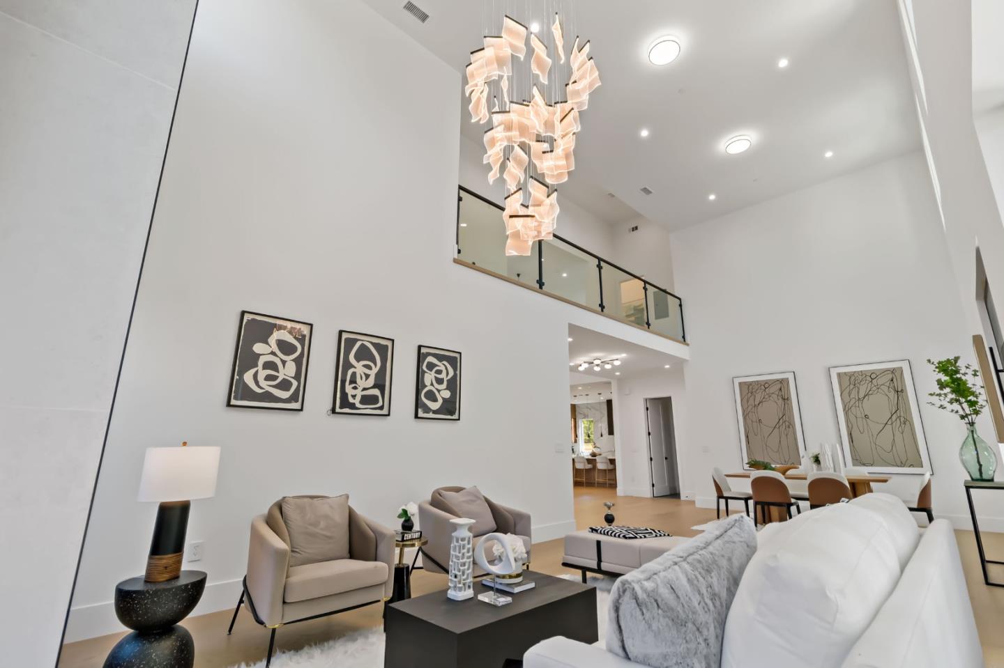 Detail Gallery Image 13 of 58 For 1062 Craig Dr, San Jose,  CA 95129 - 6 Beds | 6/2 Baths