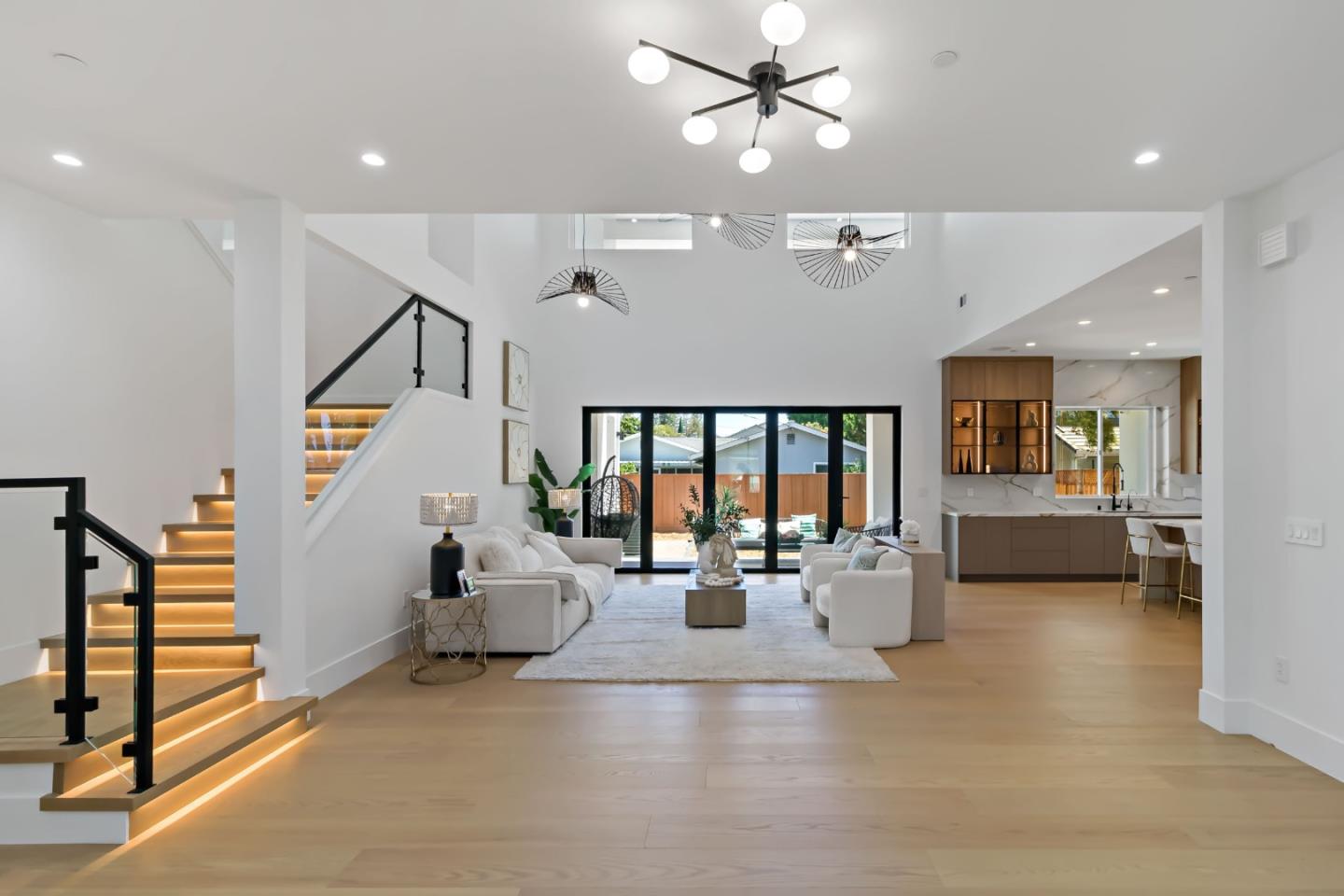Detail Gallery Image 17 of 58 For 1062 Craig Dr, San Jose,  CA 95129 - 6 Beds | 6/2 Baths
