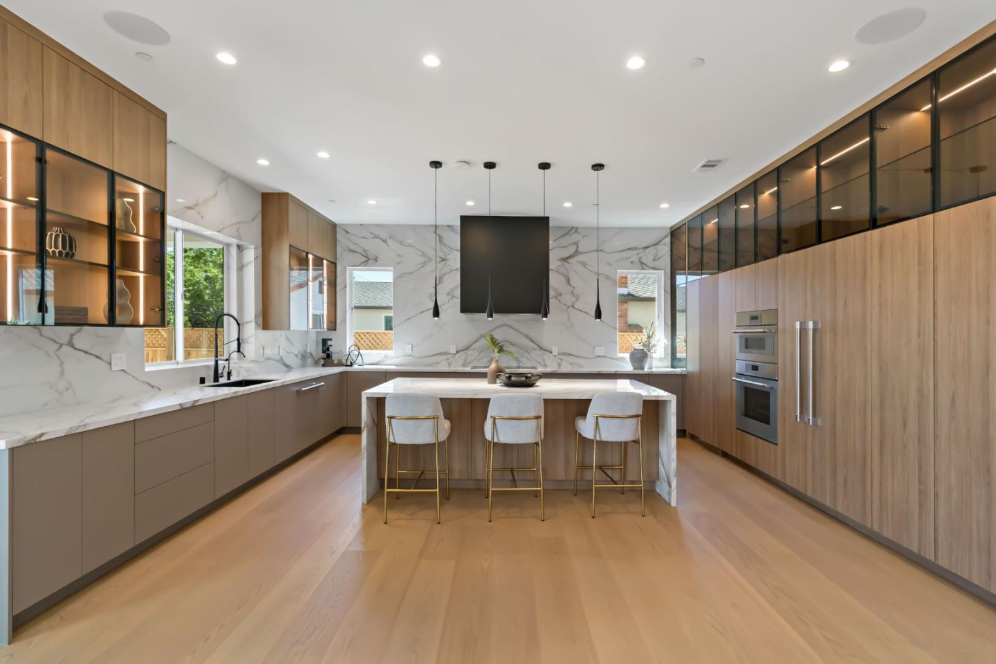 Detail Gallery Image 24 of 58 For 1062 Craig Dr, San Jose,  CA 95129 - 6 Beds | 6/2 Baths