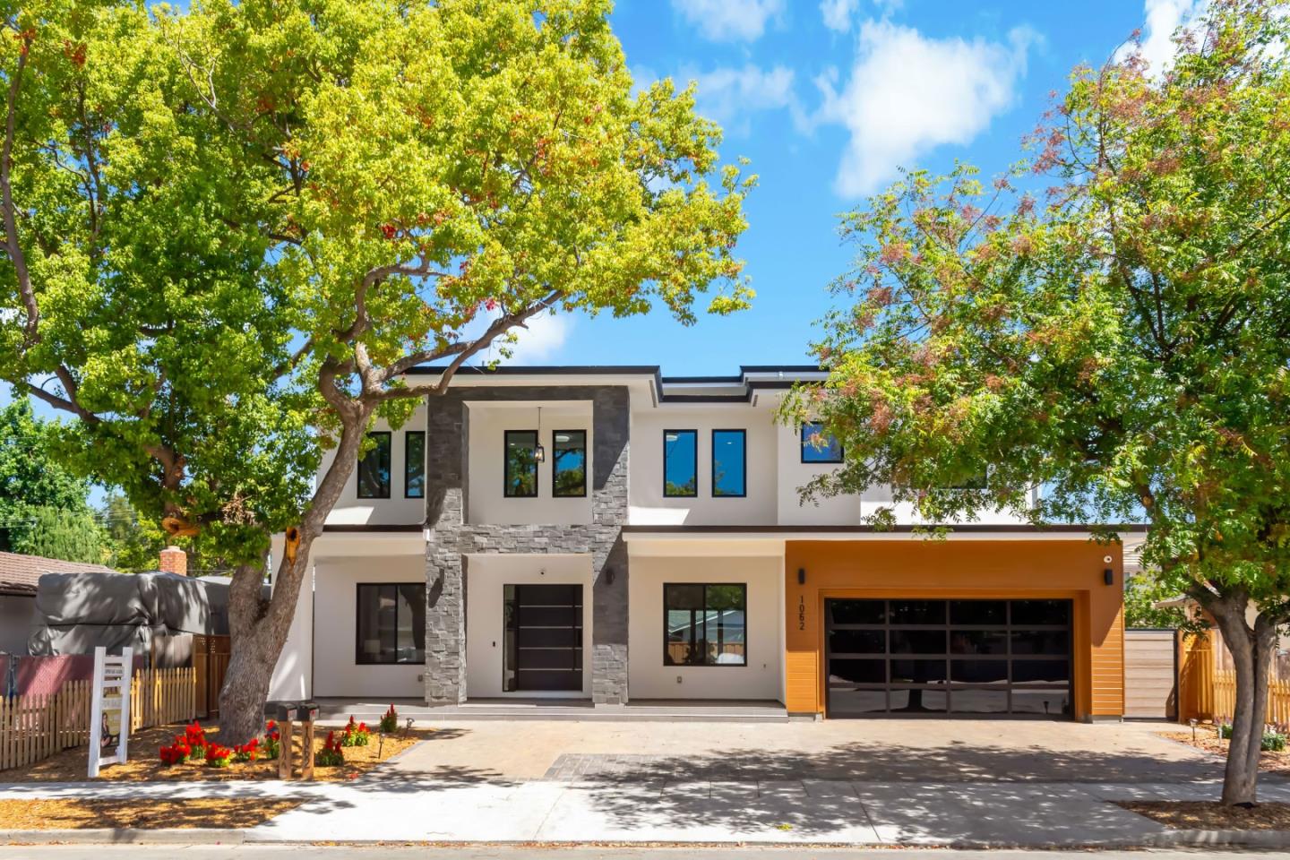 Detail Gallery Image 3 of 58 For 1062 Craig Dr, San Jose,  CA 95129 - 6 Beds | 6/2 Baths