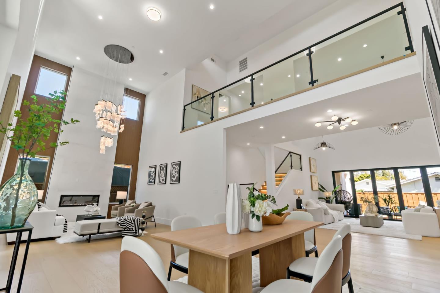 Detail Gallery Image 5 of 58 For 1062 Craig Dr, San Jose,  CA 95129 - 6 Beds | 6/2 Baths