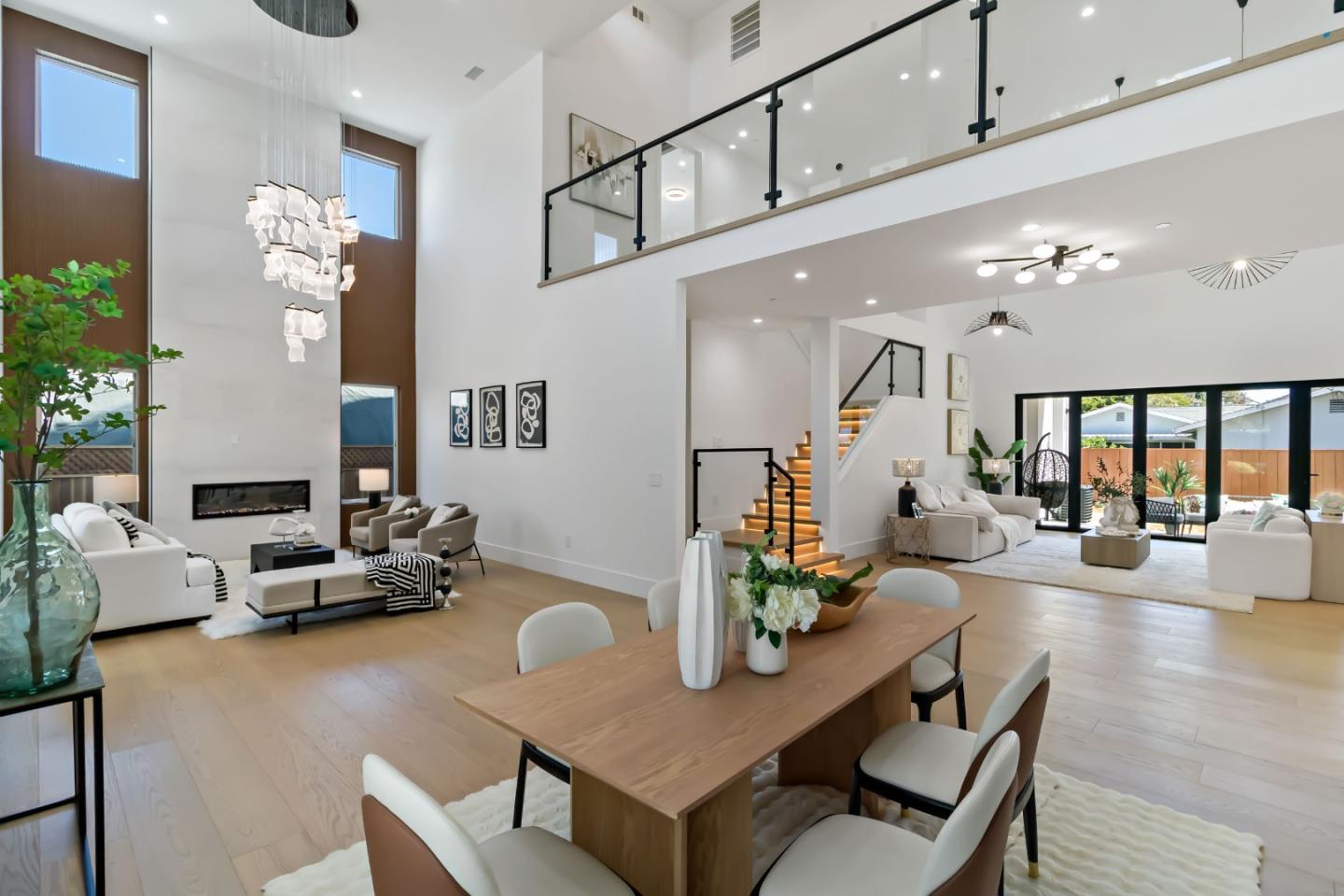 Detail Gallery Image 6 of 58 For 1062 Craig Dr, San Jose,  CA 95129 - 6 Beds | 6/2 Baths