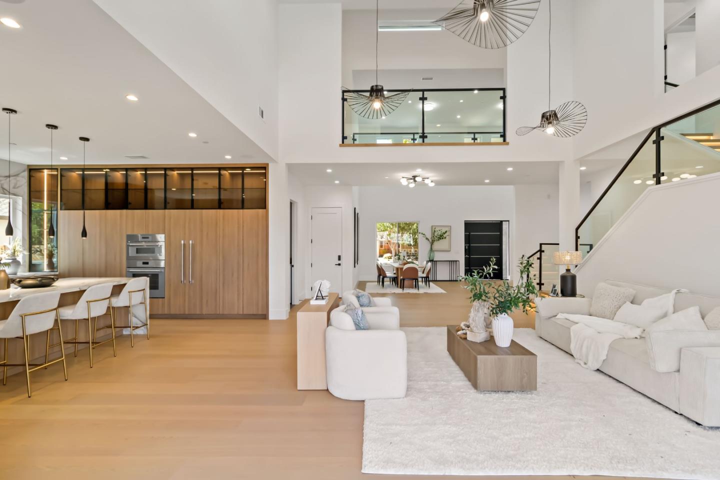 Detail Gallery Image 8 of 58 For 1062 Craig Dr, San Jose,  CA 95129 - 6 Beds | 6/2 Baths