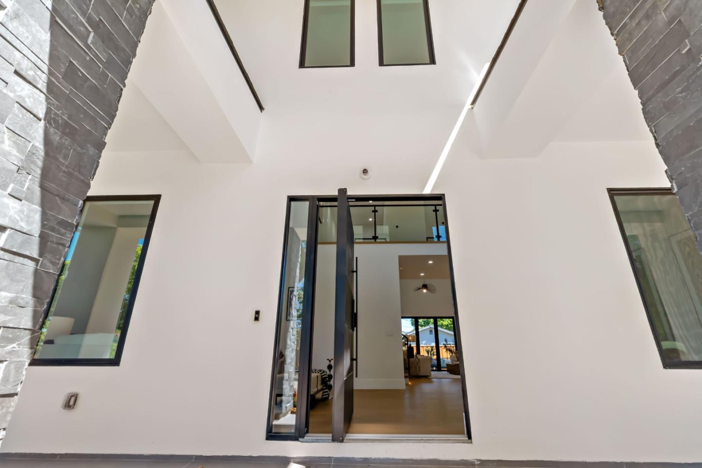 Detail Gallery Image 84 of 85 For 1062 Craig Dr, San Jose,  CA 95129 - 6 Beds | 6/2 Baths