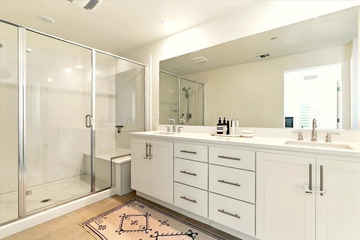 Detail Gallery Image 18 of 21 For 9263 Vista Cove Way, Newark,  CA 94560 - 3 Beds | 3/1 Baths