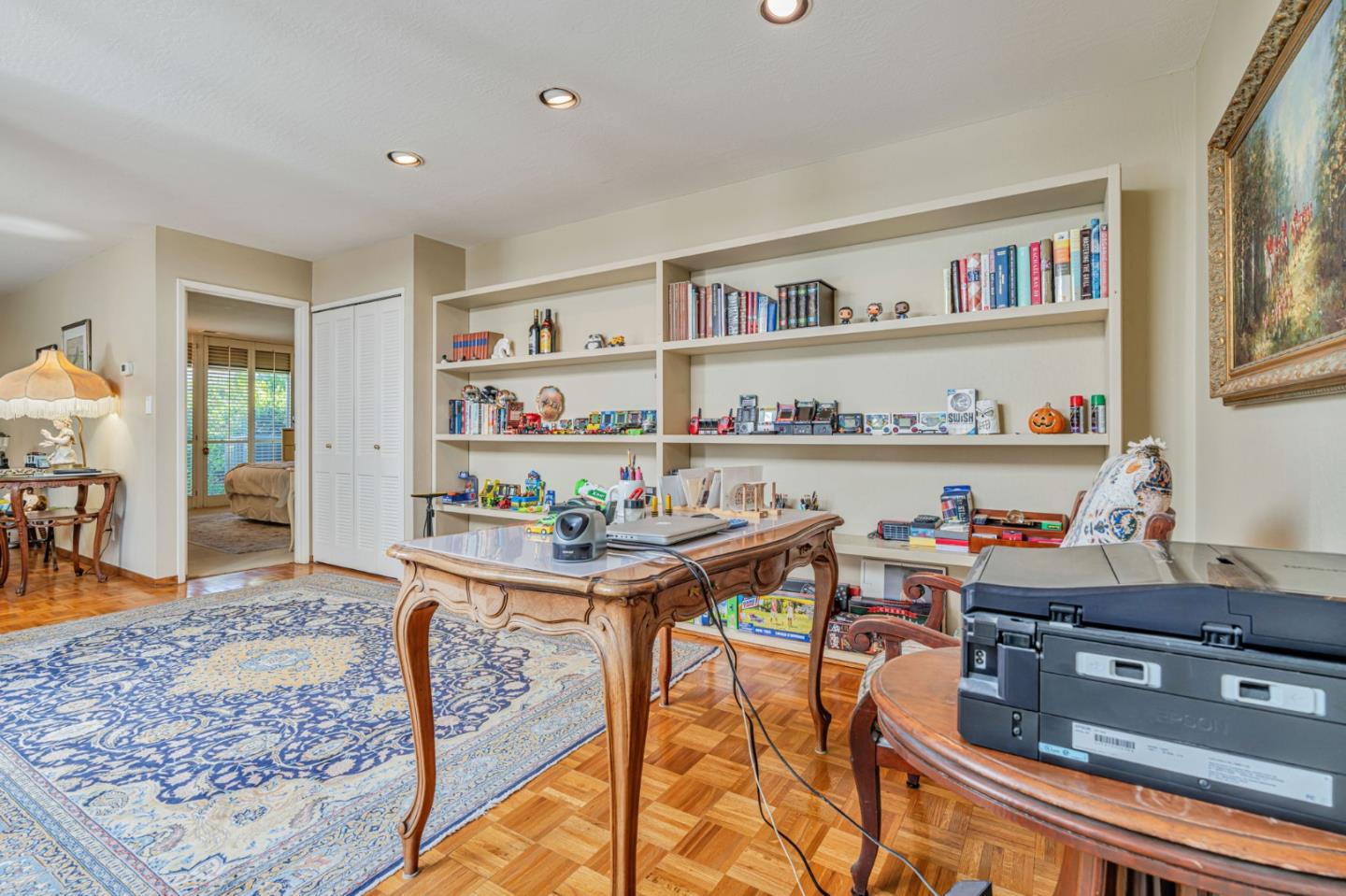 Detail Gallery Image 10 of 41 For 2445 Sharon Oaks Dr, Menlo Park,  CA 94025 - 2 Beds | 2 Baths