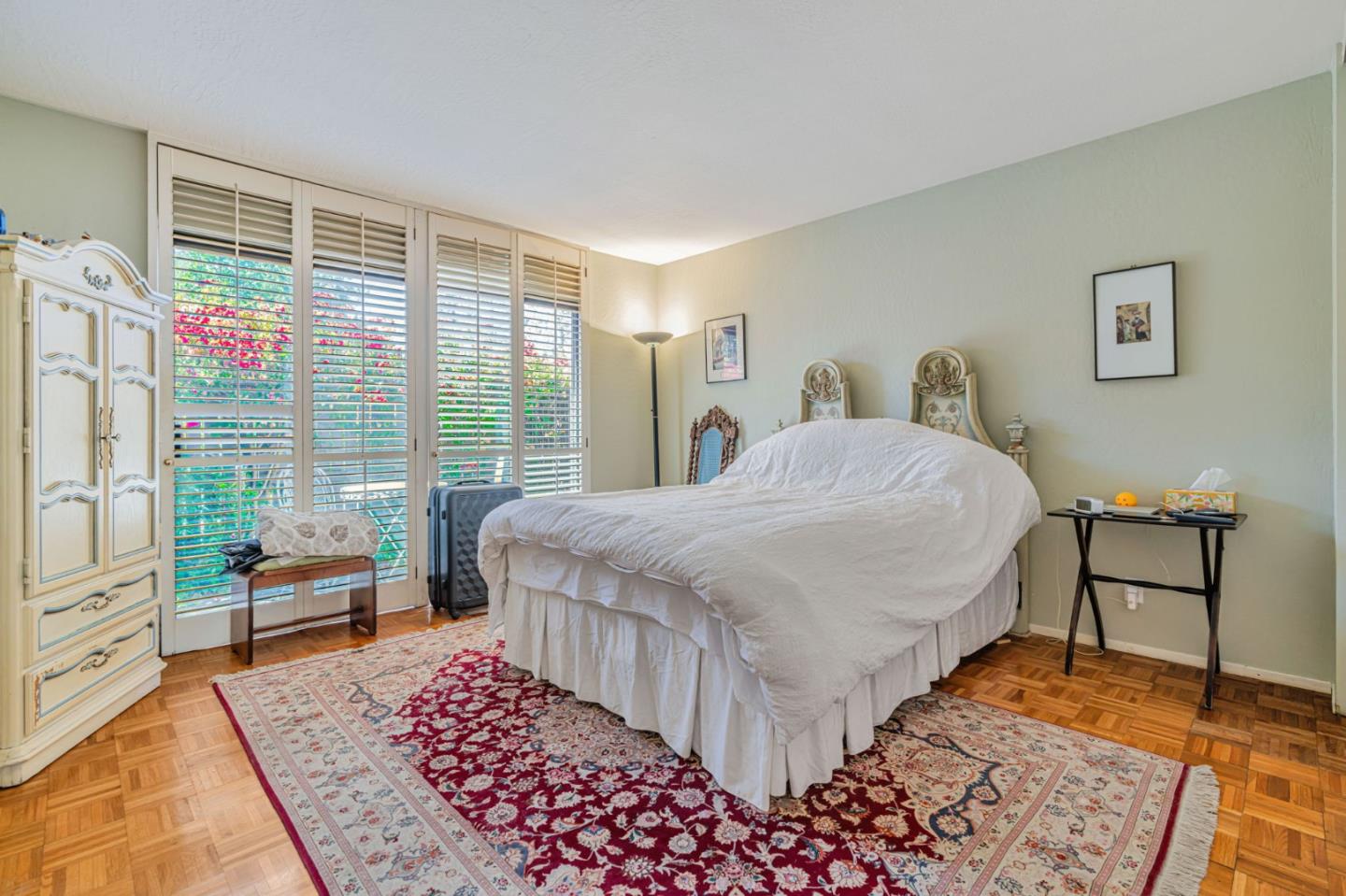 Detail Gallery Image 24 of 41 For 2445 Sharon Oaks Dr, Menlo Park,  CA 94025 - 2 Beds | 2 Baths