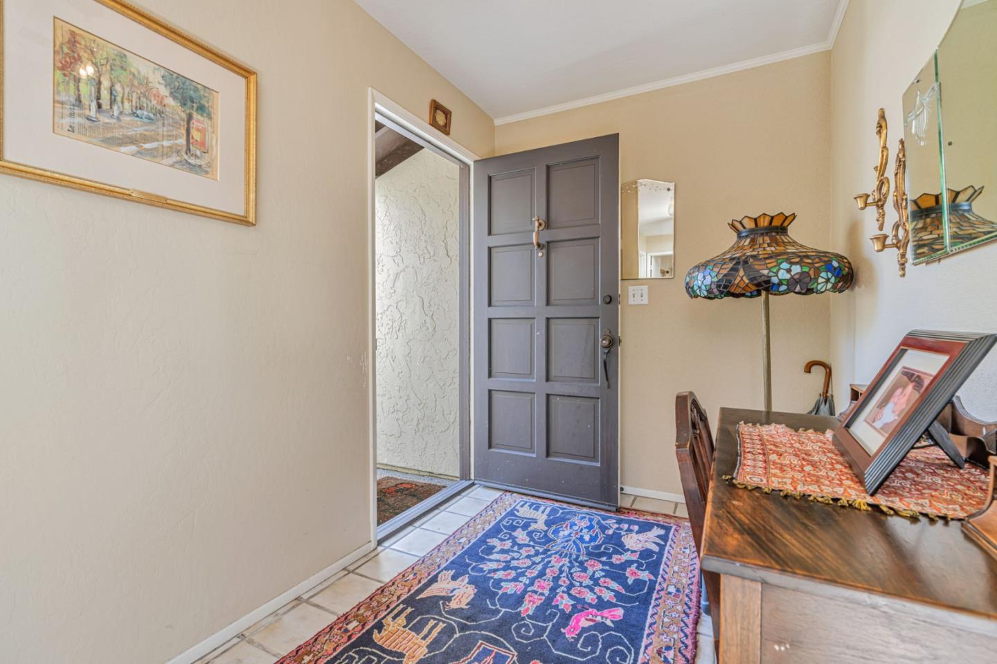 Detail Gallery Image 4 of 41 For 2445 Sharon Oaks Dr, Menlo Park,  CA 94025 - 2 Beds | 2 Baths