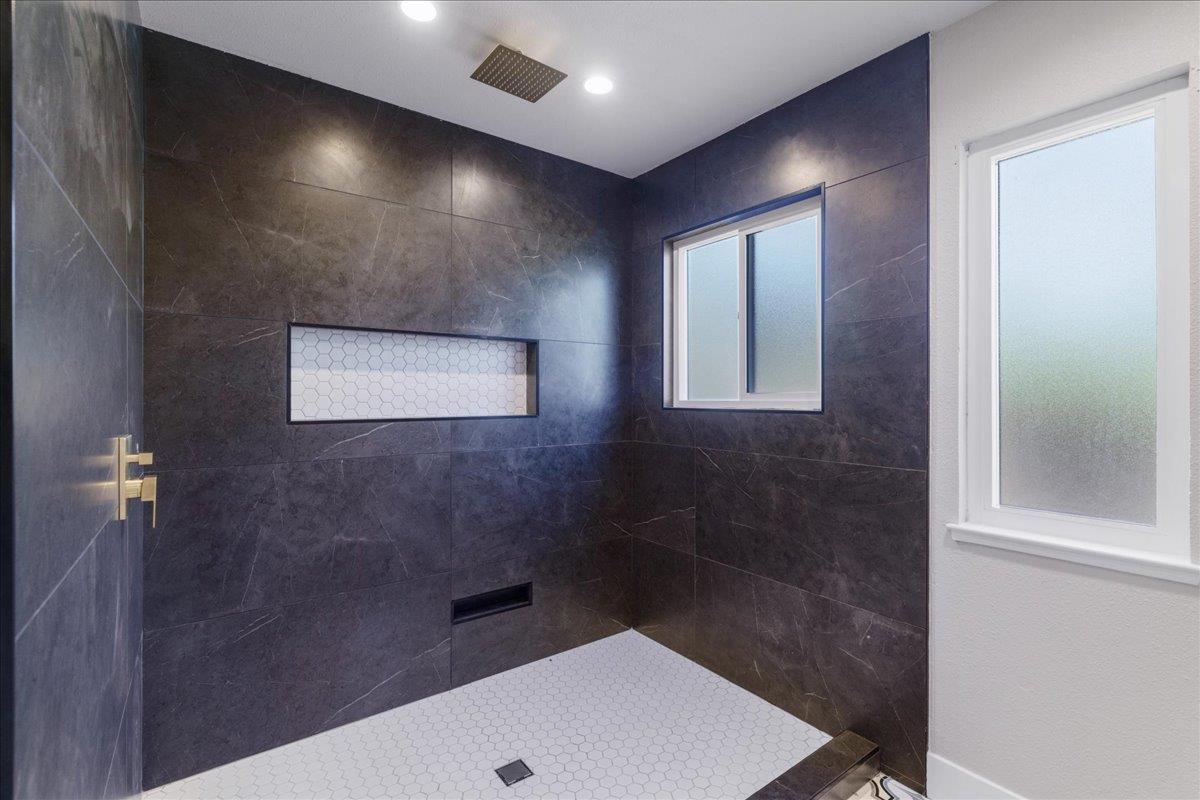 Detail Gallery Image 12 of 32 For 5868 Sentinel St, San Jose,  CA 95120 - 4 Beds | 2 Baths