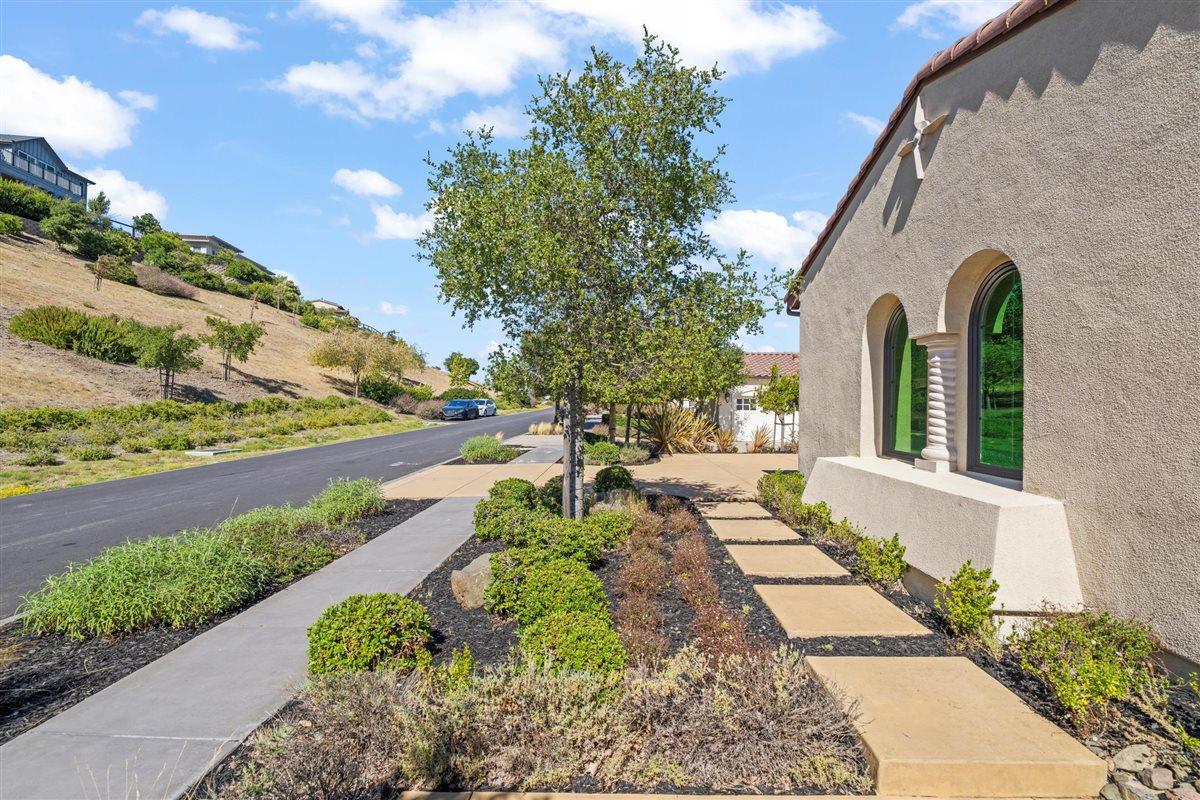 Detail Gallery Image 11 of 96 For 21 Bigleaf Rd, Orinda,  CA 94563 - 4 Beds | 4/1 Baths
