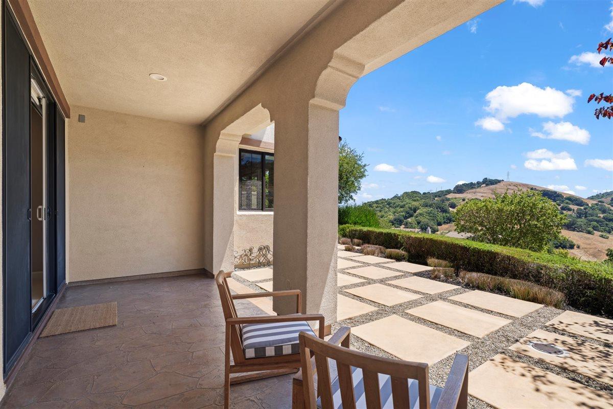 Detail Gallery Image 67 of 96 For 21 Bigleaf Rd, Orinda,  CA 94563 - 4 Beds | 4/1 Baths