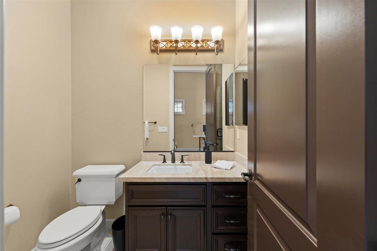 Detail Gallery Image 79 of 96 For 21 Bigleaf Rd, Orinda,  CA 94563 - 4 Beds | 4/1 Baths