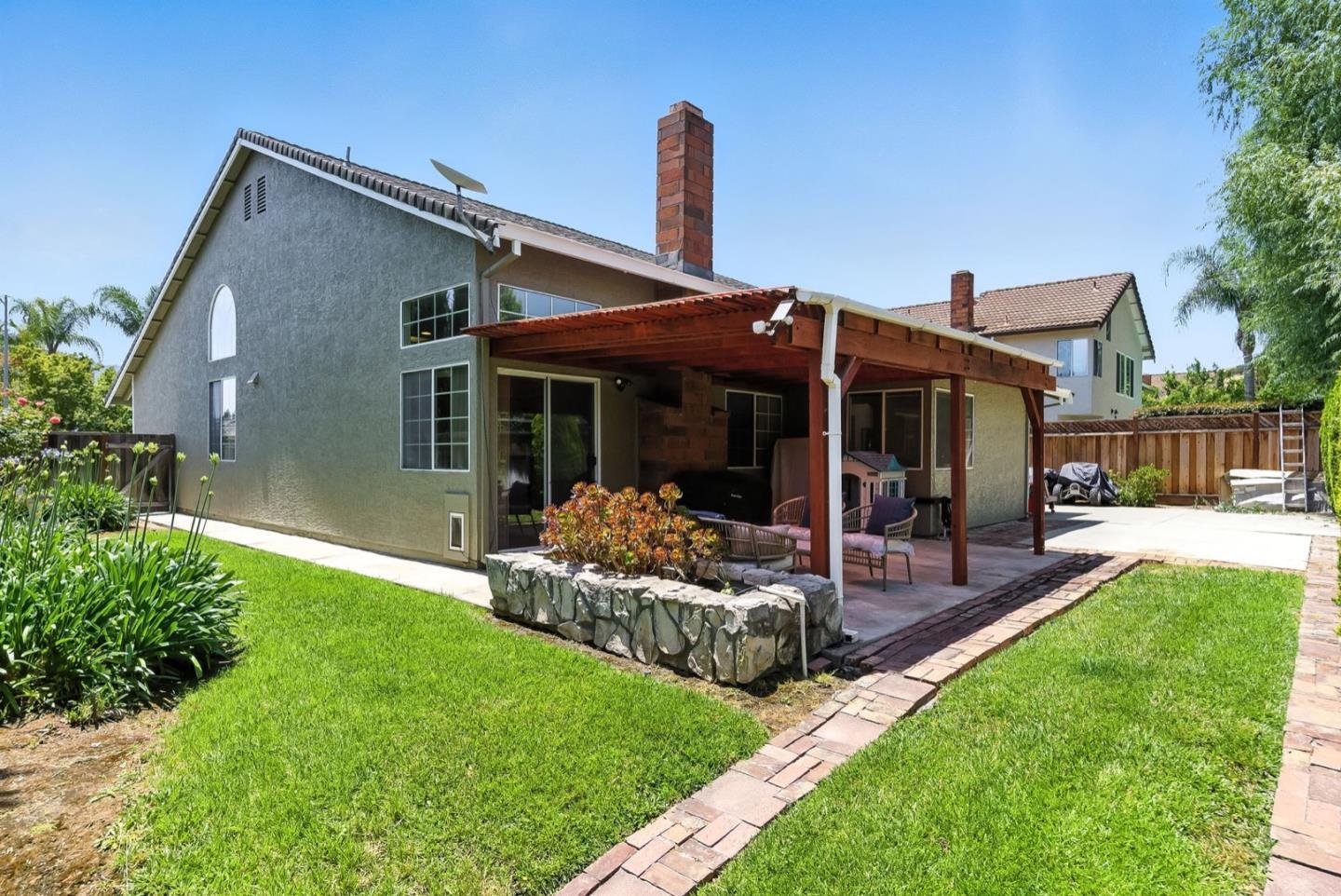 Detail Gallery Image 24 of 29 For 1415 Quail Walk Dr, Gilroy,  CA 95020 - 3 Beds | 2 Baths