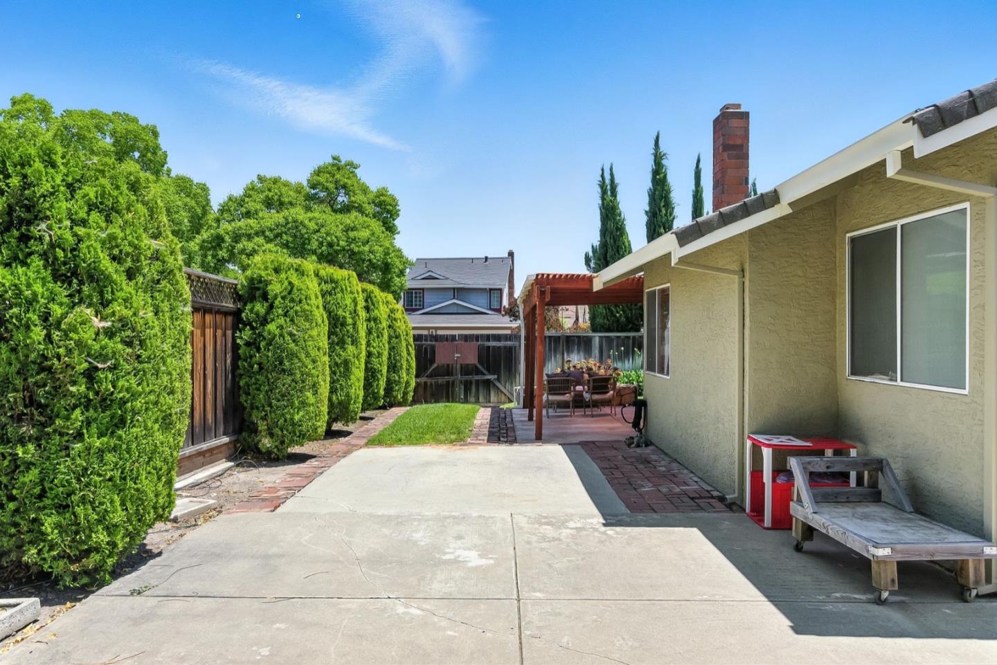 Detail Gallery Image 27 of 29 For 1415 Quail Walk Dr, Gilroy,  CA 95020 - 3 Beds | 2 Baths