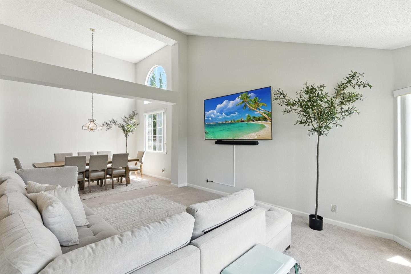 Detail Gallery Image 7 of 29 For 1415 Quail Walk Dr, Gilroy,  CA 95020 - 3 Beds | 2 Baths
