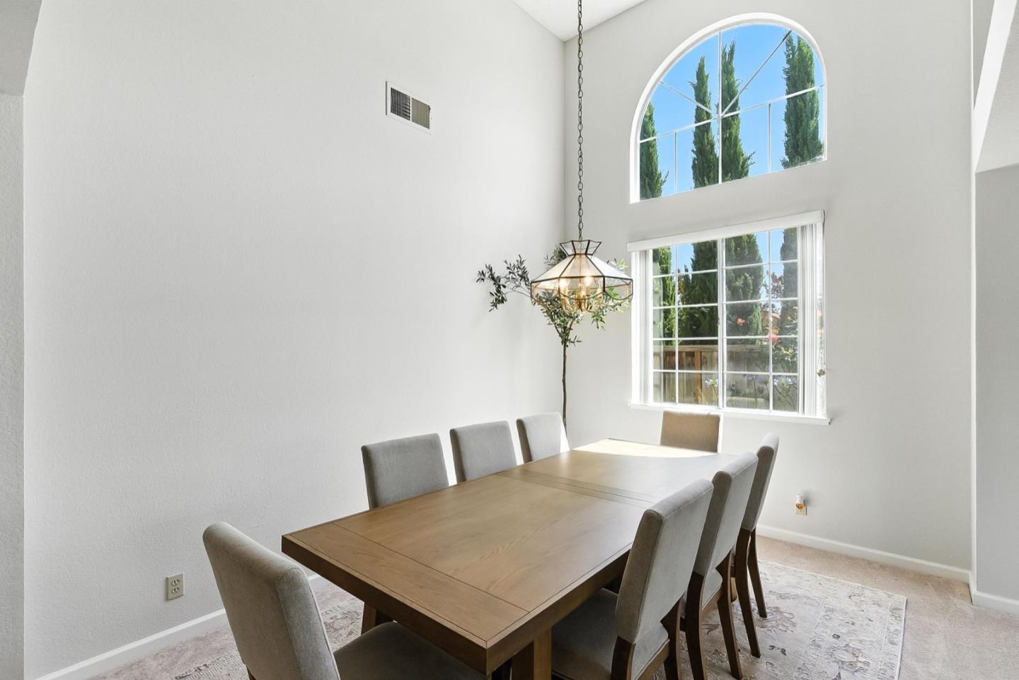 Detail Gallery Image 8 of 29 For 1415 Quail Walk Dr, Gilroy,  CA 95020 - 3 Beds | 2 Baths