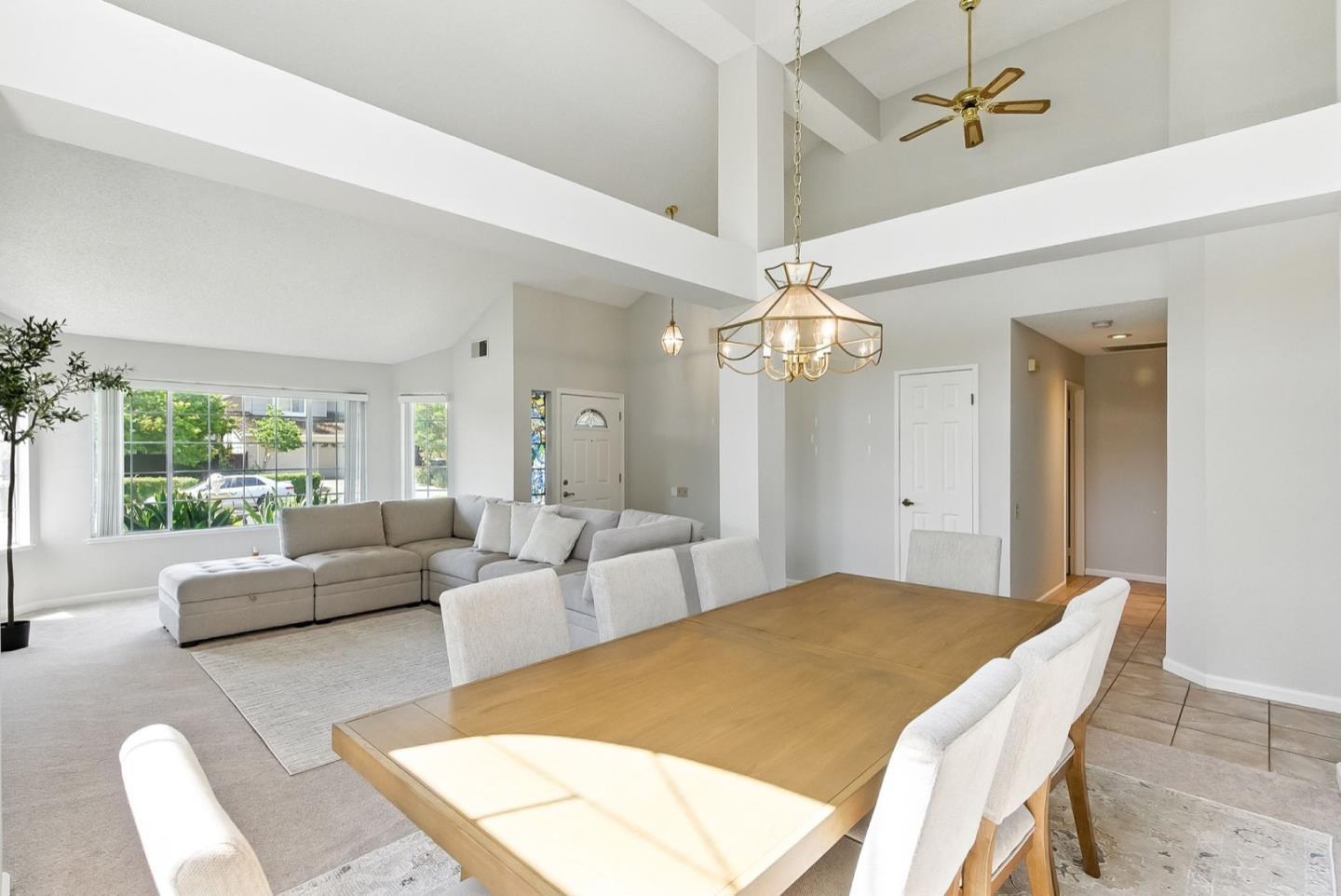 Detail Gallery Image 9 of 29 For 1415 Quail Walk Dr, Gilroy,  CA 95020 - 3 Beds | 2 Baths