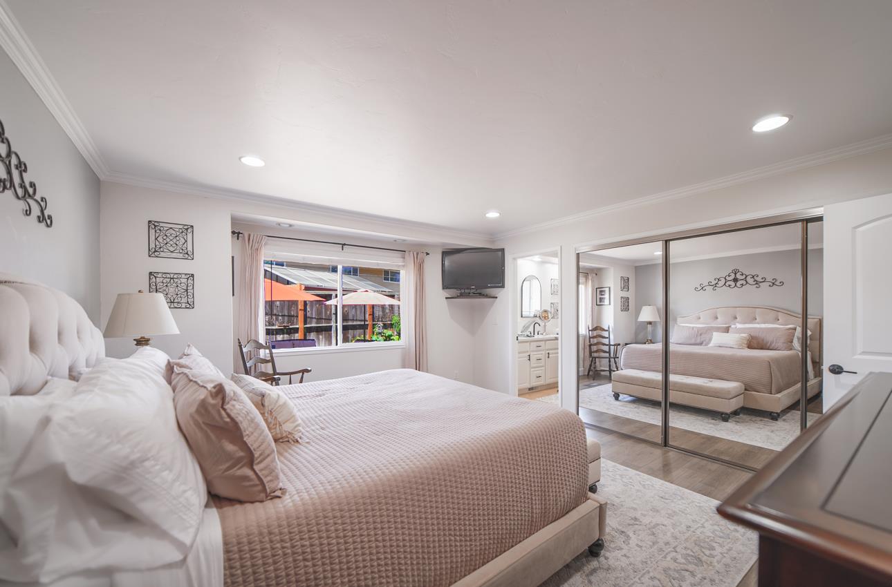 Detail Gallery Image 32 of 43 For 731 La Mesa Dr, Salinas,  CA 93901 - 4 Beds | 2/1 Baths