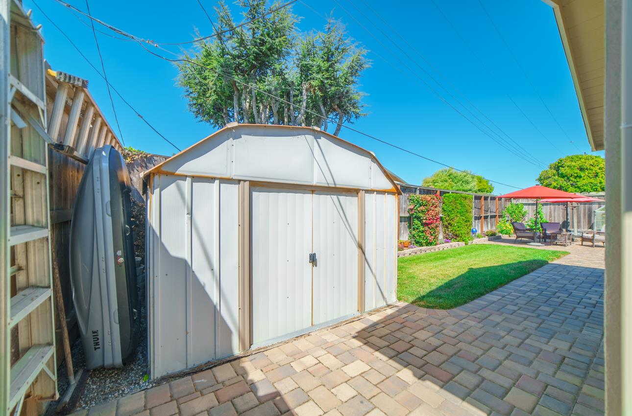 Detail Gallery Image 38 of 43 For 731 La Mesa Dr, Salinas,  CA 93901 - 4 Beds | 2/1 Baths