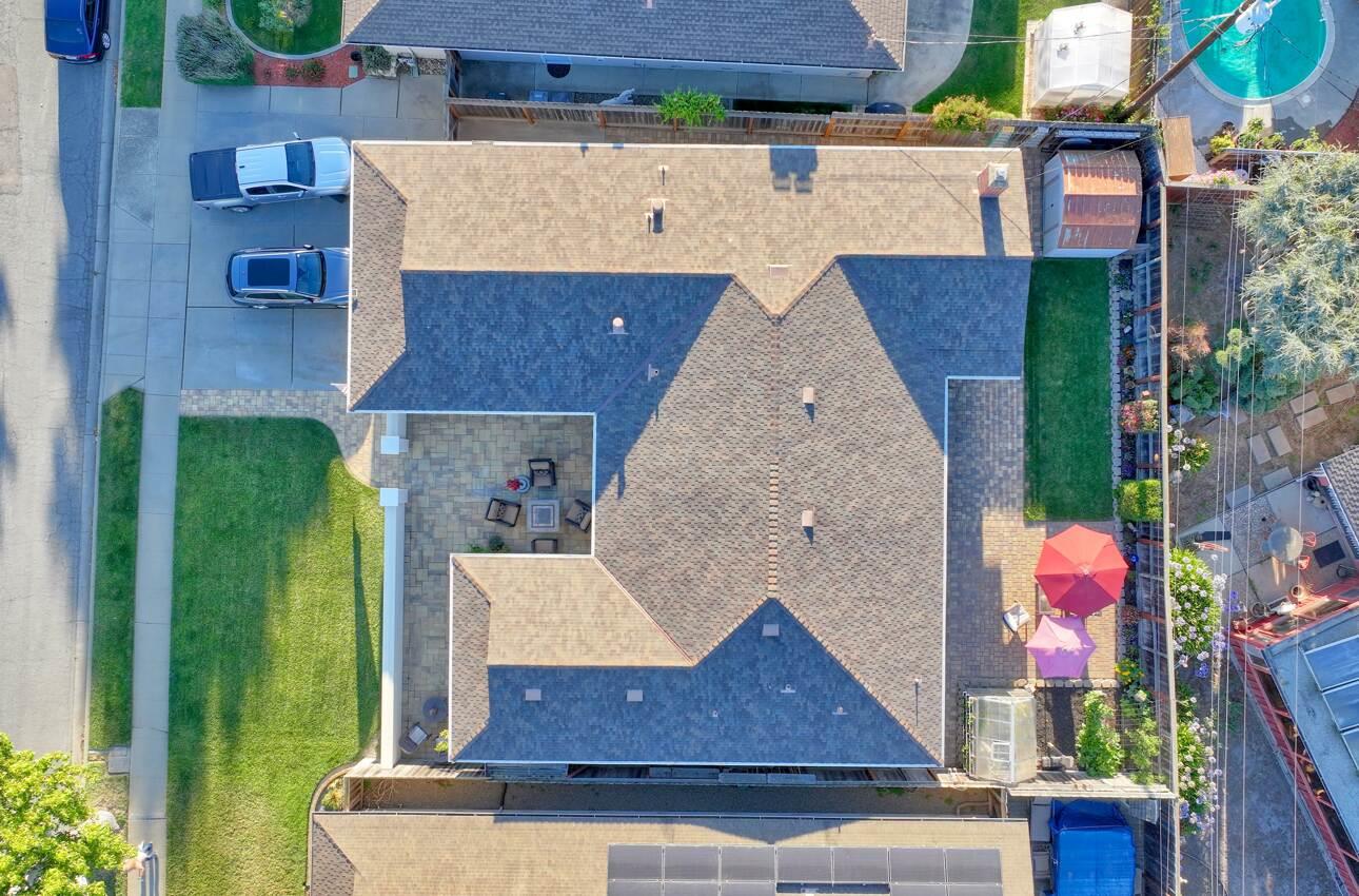 Detail Gallery Image 4 of 43 For 731 La Mesa Dr, Salinas,  CA 93901 - 4 Beds | 2/1 Baths