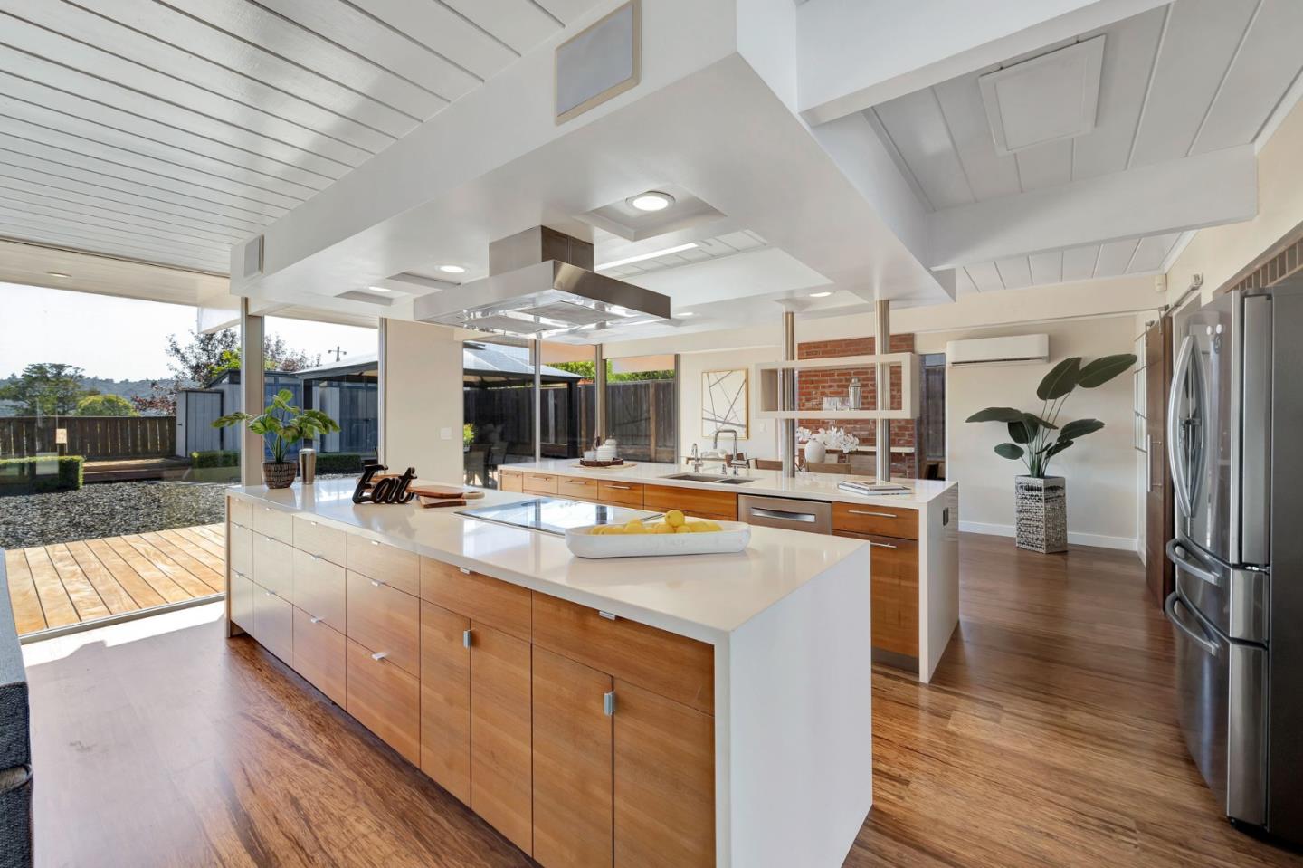 Detail Gallery Image 16 of 74 For 1984 Ticonderoga Dr, San Mateo,  CA 94402 - 4 Beds | 2 Baths