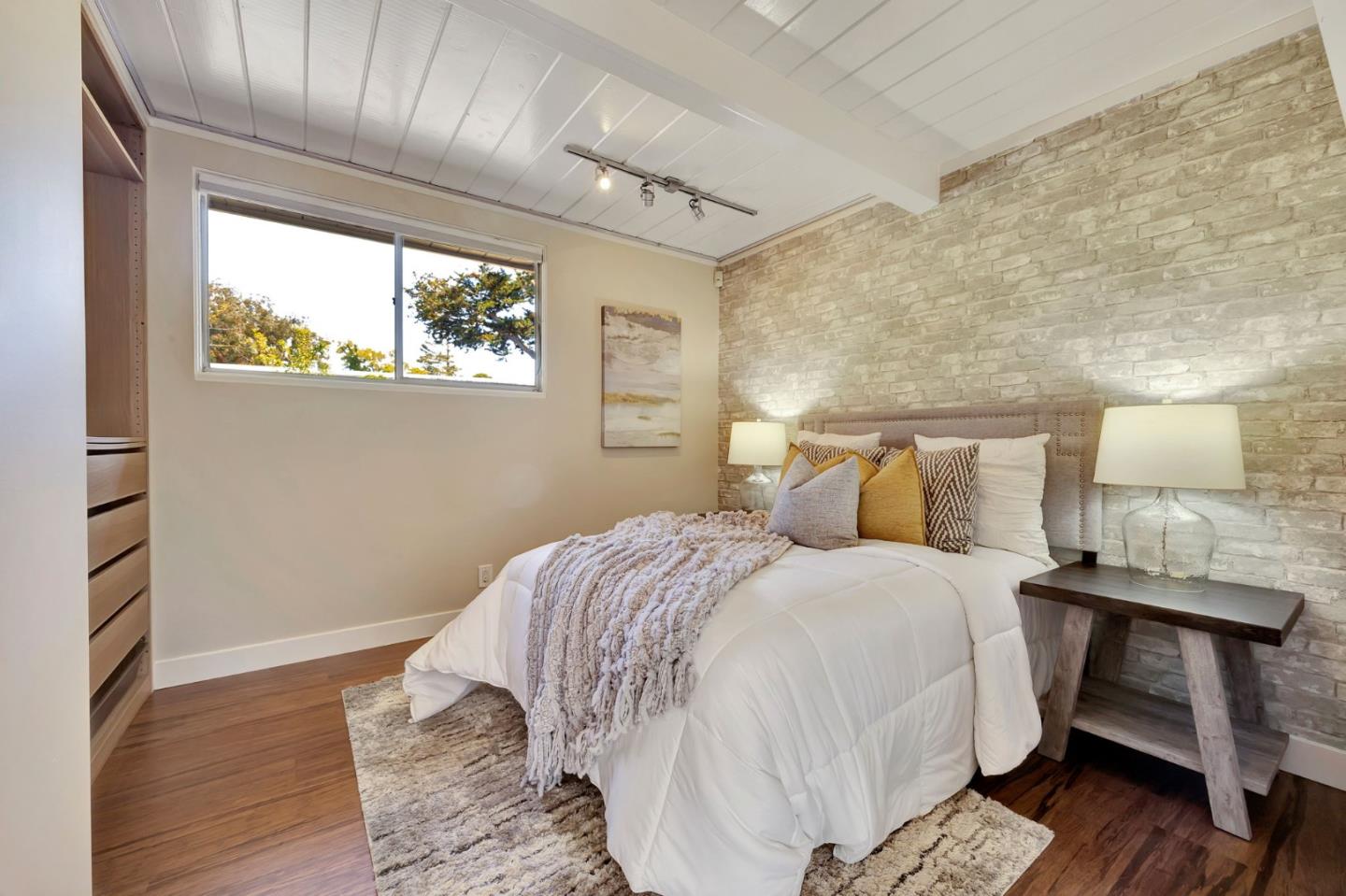 Detail Gallery Image 31 of 74 For 1984 Ticonderoga Dr, San Mateo,  CA 94402 - 4 Beds | 2 Baths