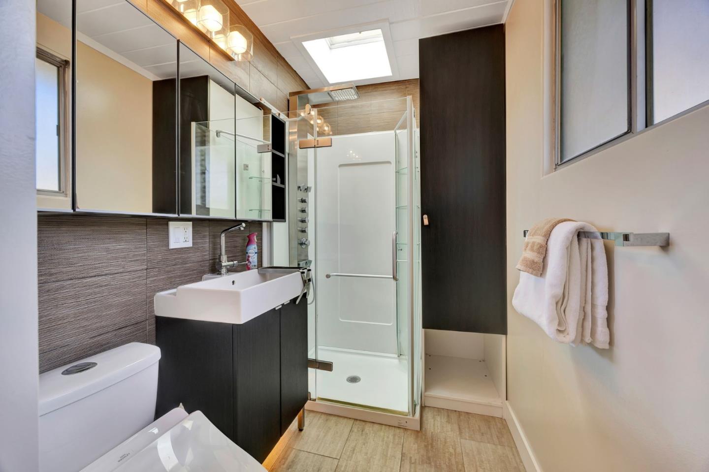 Detail Gallery Image 37 of 74 For 1984 Ticonderoga Dr, San Mateo,  CA 94402 - 4 Beds | 2 Baths