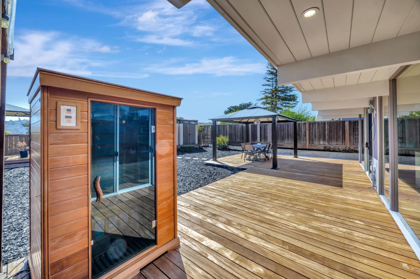 Detail Gallery Image 49 of 74 For 1984 Ticonderoga Dr, San Mateo,  CA 94402 - 4 Beds | 2 Baths