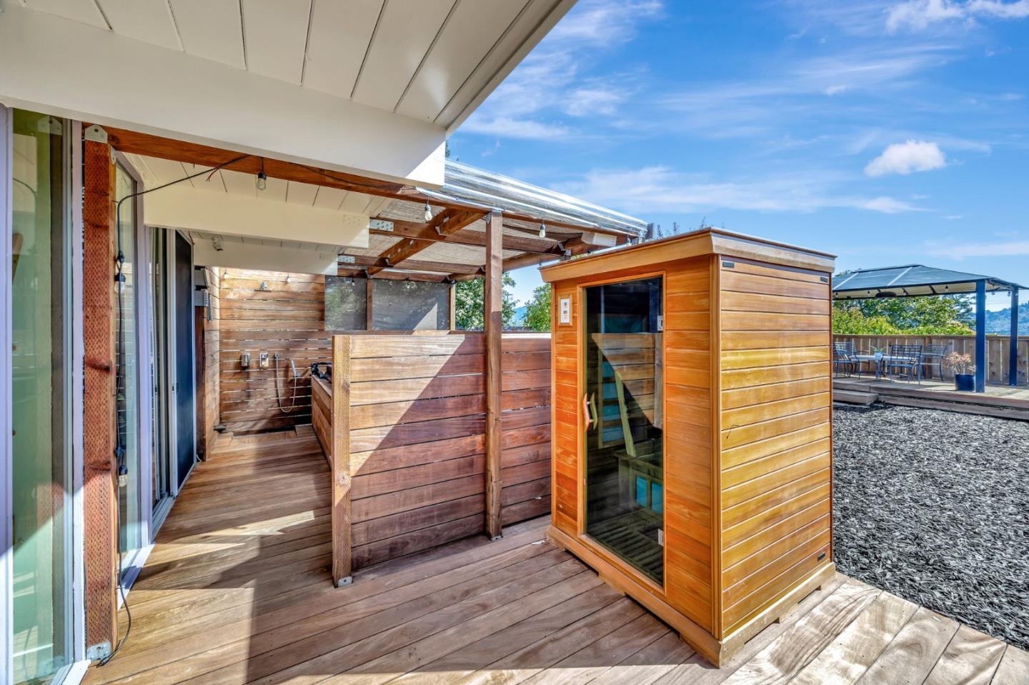 Detail Gallery Image 51 of 74 For 1984 Ticonderoga Dr, San Mateo,  CA 94402 - 4 Beds | 2 Baths