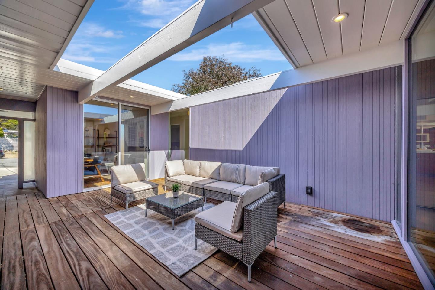Detail Gallery Image 8 of 74 For 1984 Ticonderoga Dr, San Mateo,  CA 94402 - 4 Beds | 2 Baths