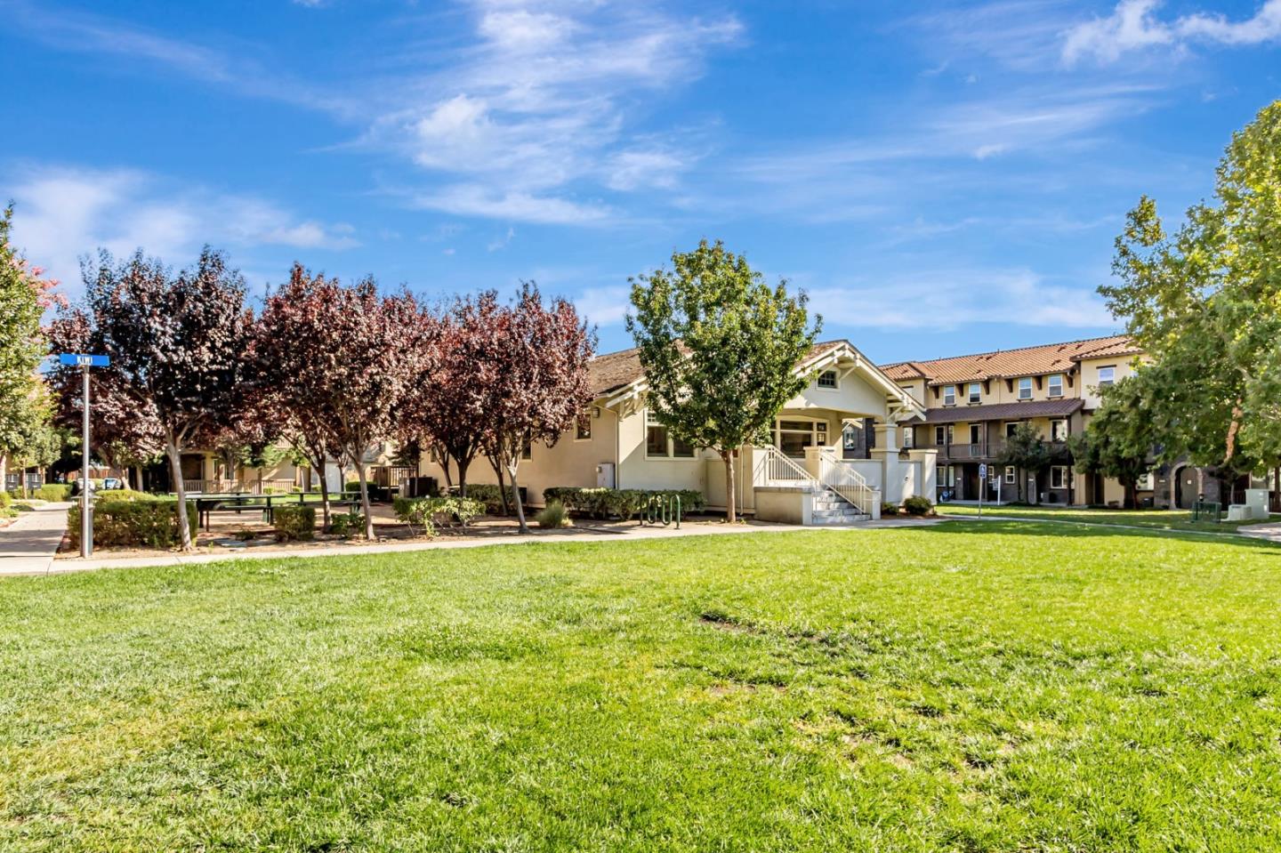 Detail Gallery Image 30 of 33 For 1116 Genco Ter, San Jose,  CA 95133 - 2 Beds | 2/1 Baths