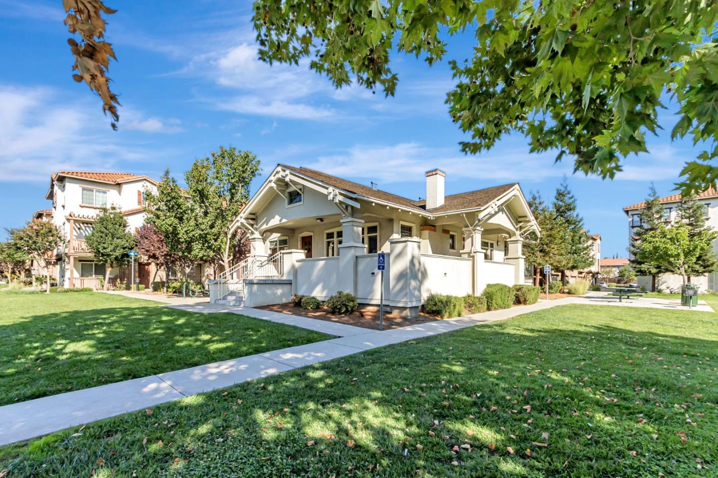 Detail Gallery Image 31 of 33 For 1116 Genco Ter, San Jose,  CA 95133 - 2 Beds | 2/1 Baths