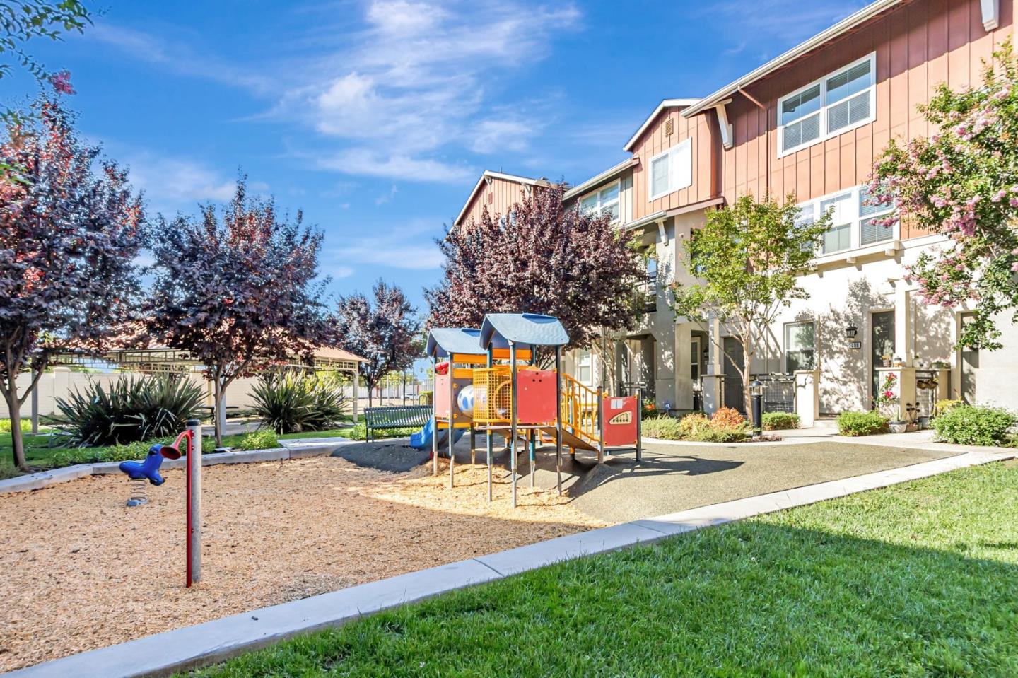 Detail Gallery Image 33 of 33 For 1116 Genco Ter, San Jose,  CA 95133 - 2 Beds | 2/1 Baths