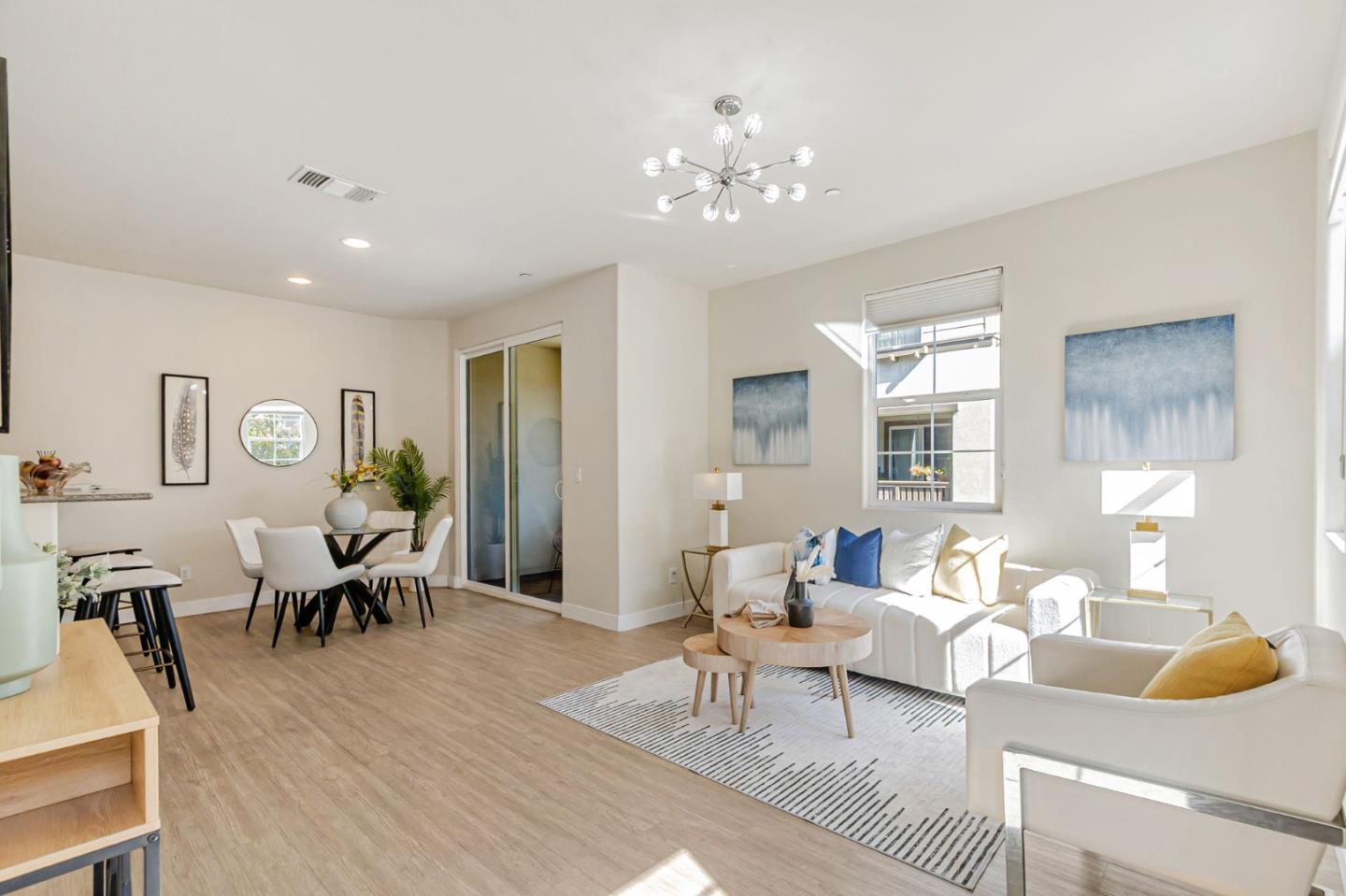 Detail Gallery Image 5 of 33 For 1116 Genco Ter, San Jose,  CA 95133 - 2 Beds | 2/1 Baths