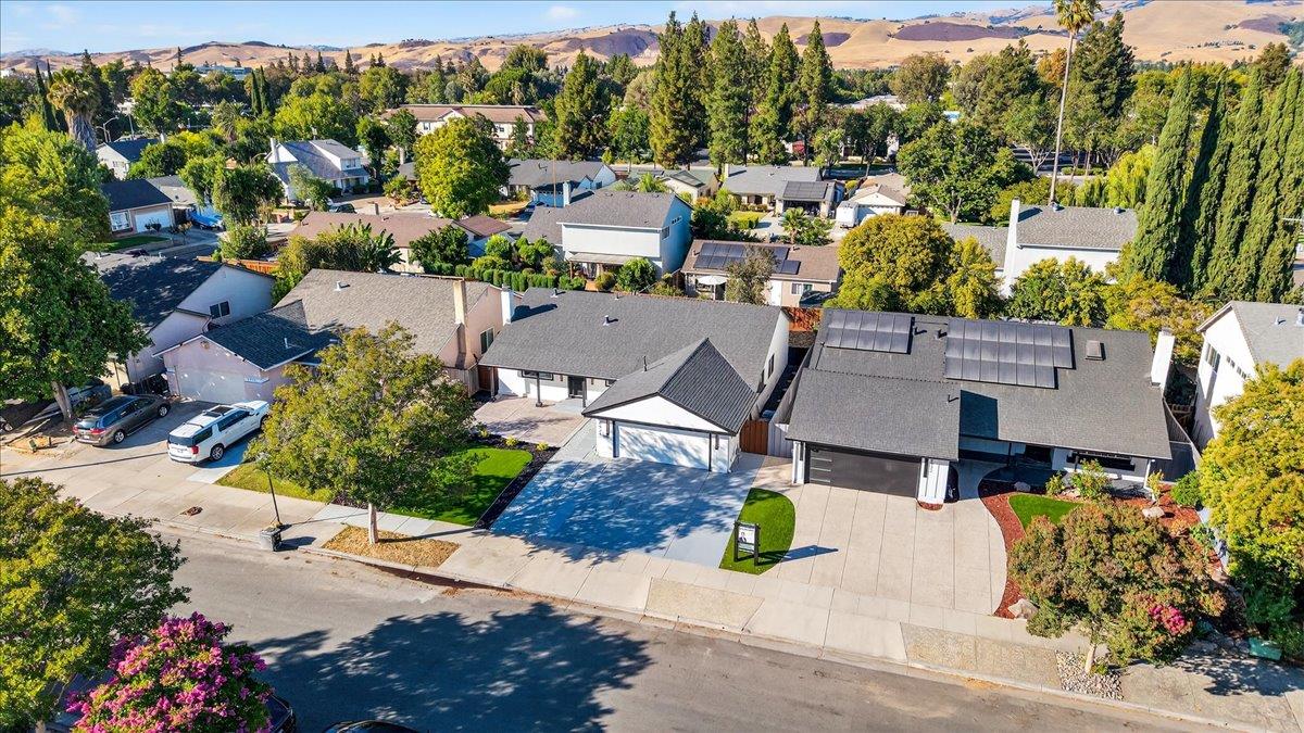 Detail Gallery Image 48 of 60 For 6928 Burning Tree Ct, San Jose,  CA 95119 - 4 Beds | 2 Baths