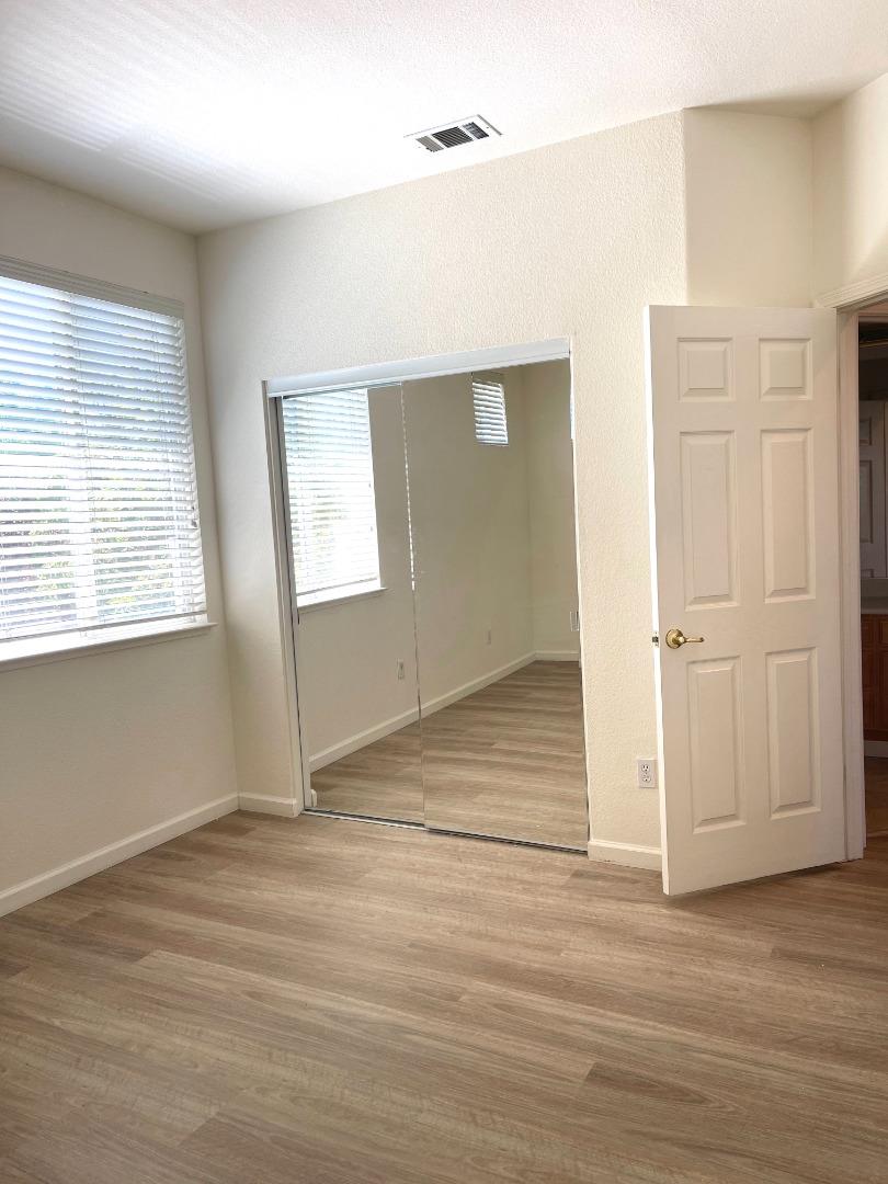 Detail Gallery Image 24 of 28 For 1065 Rockport Ave, Redwood City,  CA 94065 - 5 Beds | 3 Baths