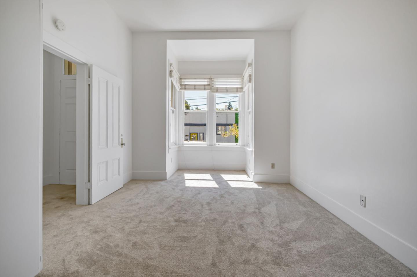 Detail Gallery Image 11 of 29 For 120 Maple St, Santa Cruz,  CA 95060 - 4 Beds | 1 Baths